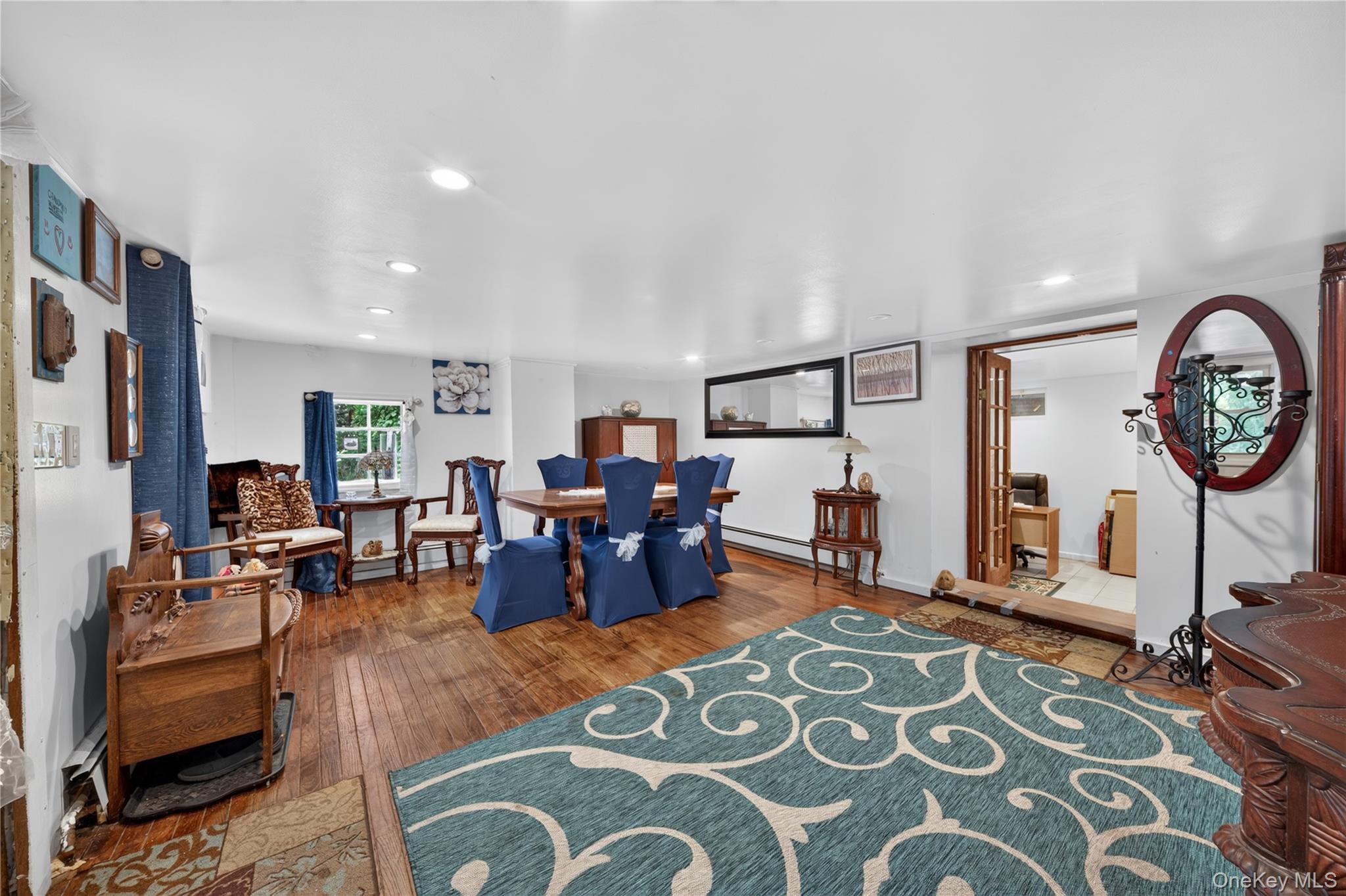 Single Family Northern Boulevard  Nassau County, NY 11576, MLS-1054414-5