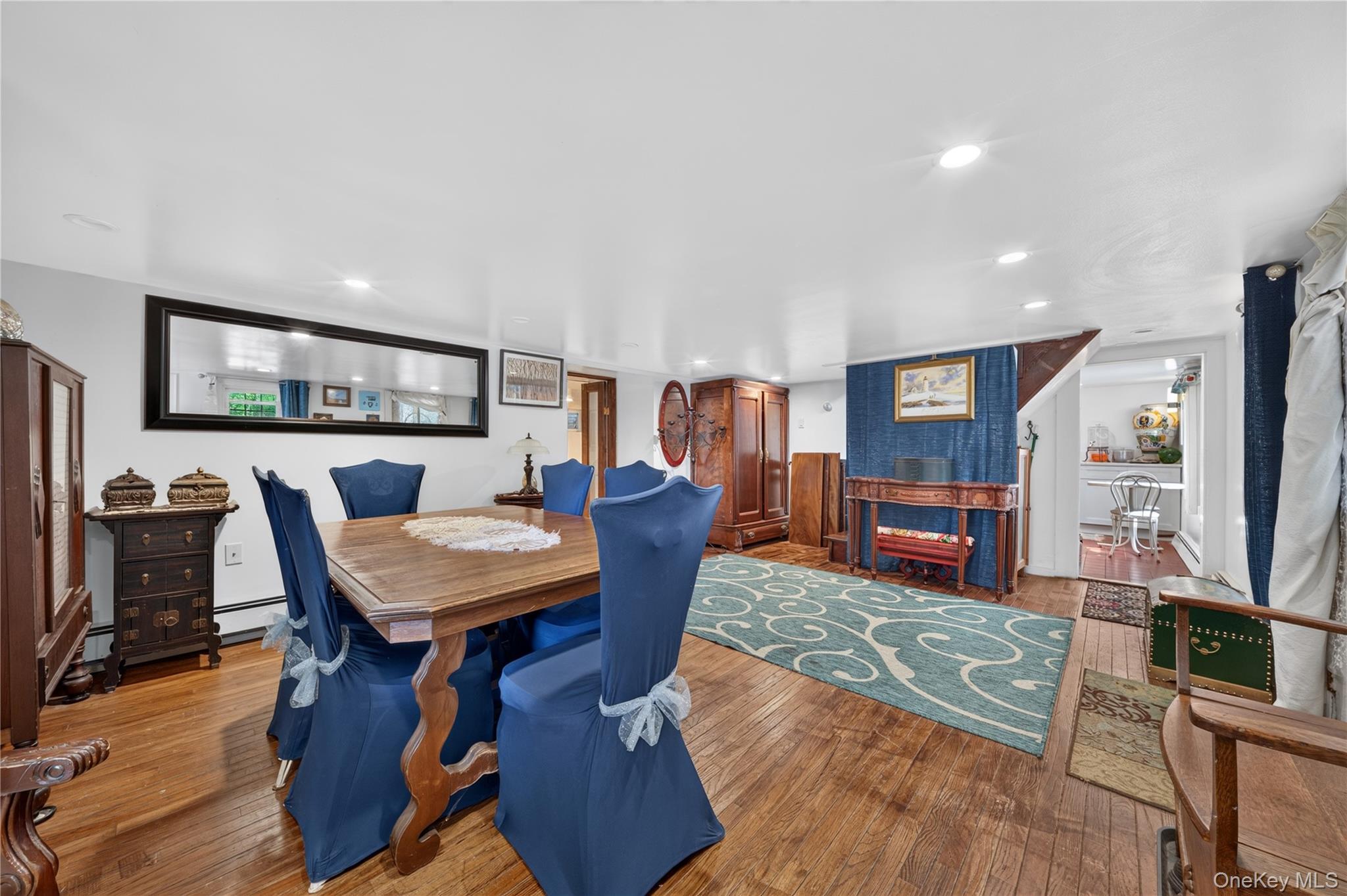 Single Family Northern Boulevard  Nassau County, NY 11576, MLS-1054414-6