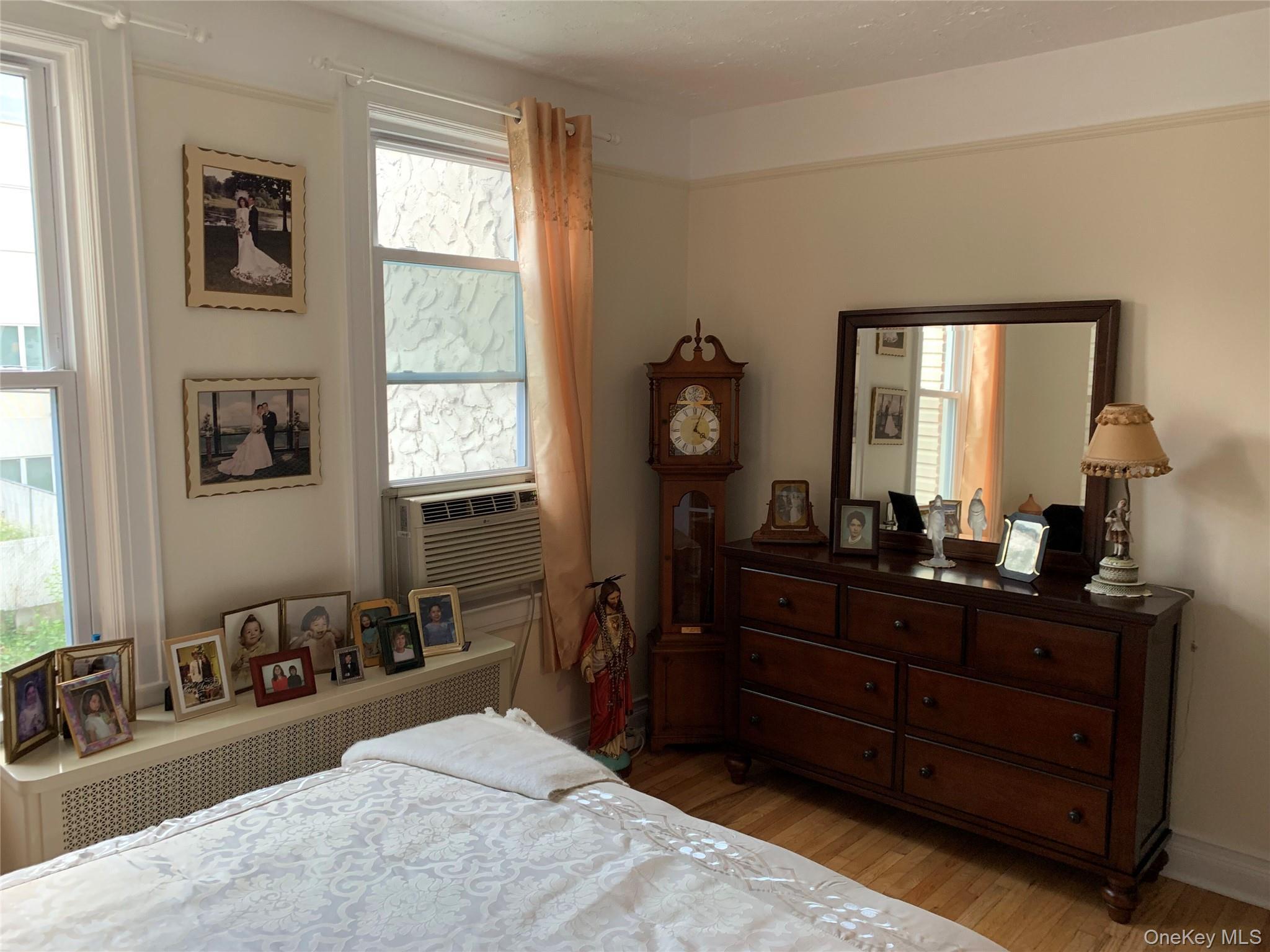 Single Family 36th Street Queens, NY 11106, MLS-1054423-18