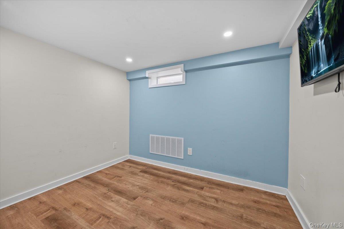 Single Family E 55th Street Brooklyn, NY 11234, MLS-1054430-17