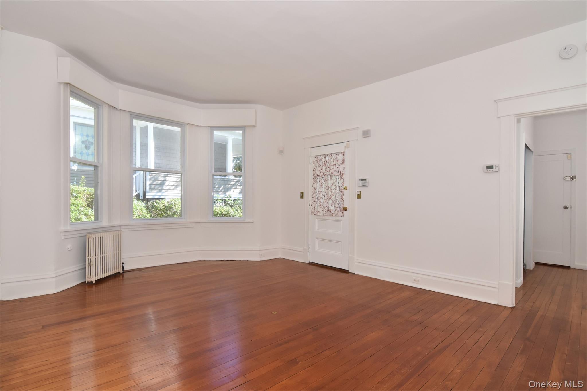 Single Family Southgate Avenue Westchester County, NY 10706, MLS-1054438-4