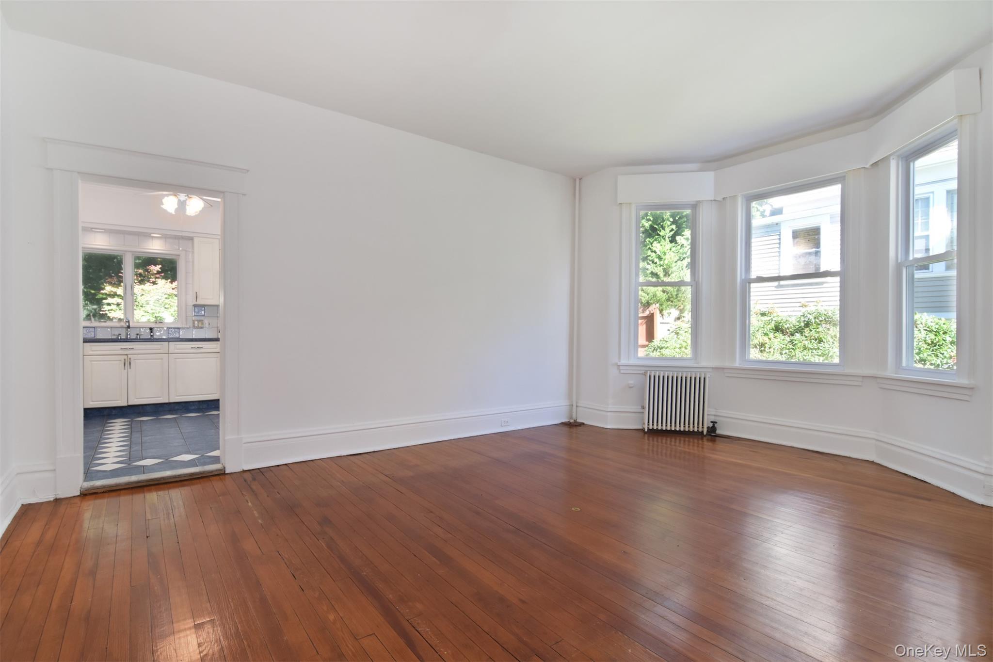 Single Family Southgate Avenue Westchester County, NY 10706, MLS-1054438-5