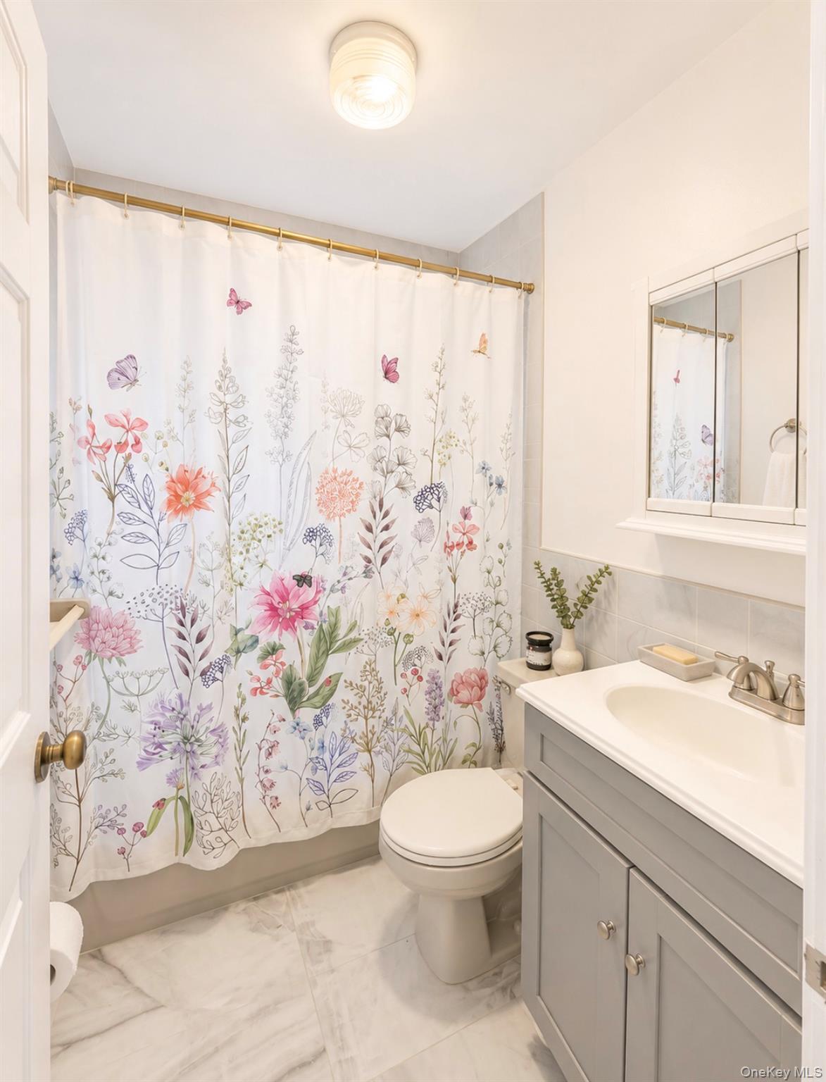 Single Family 121st Avenue Queens, NY 11411, MLS-1054468-17