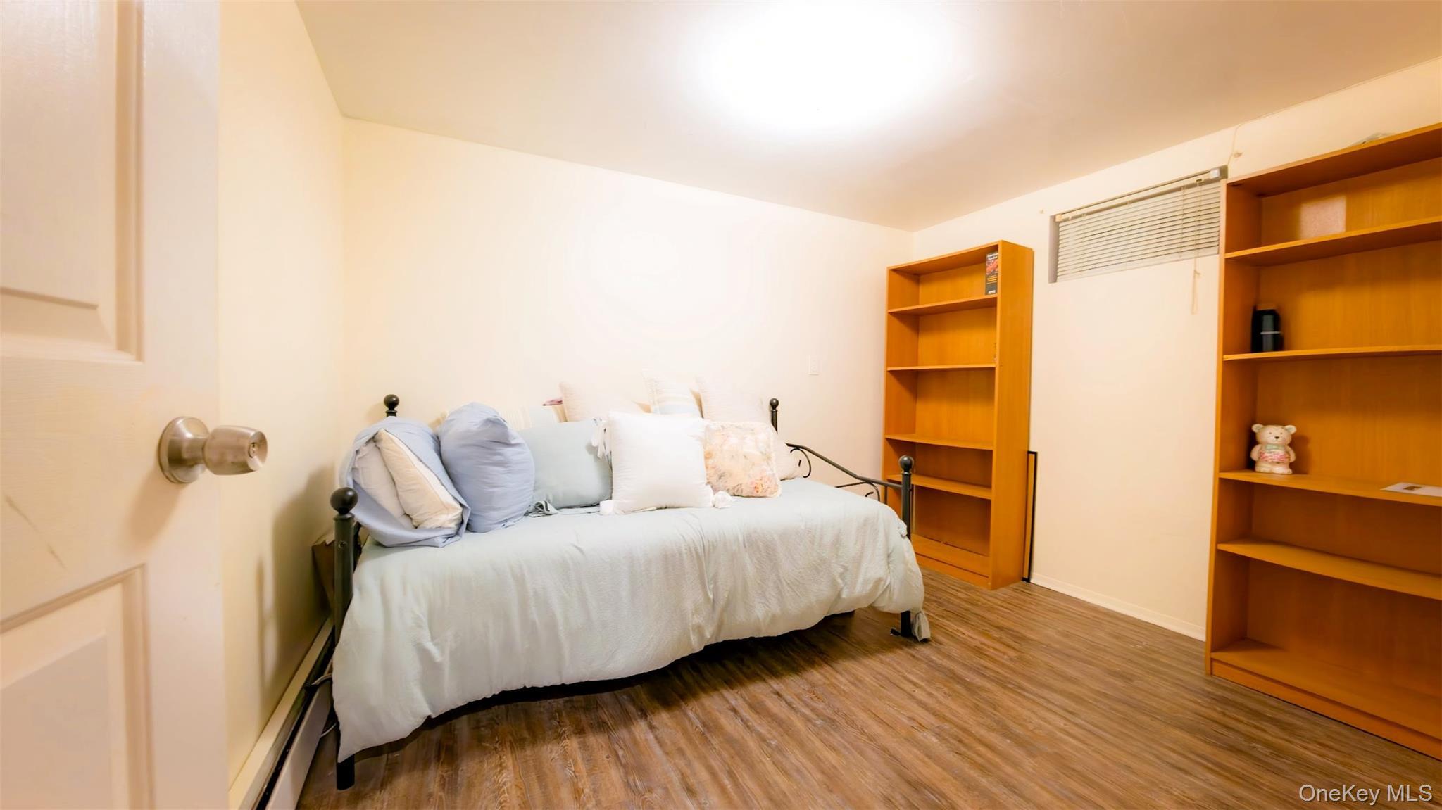 Single Family 121st Avenue Queens, NY 11411, MLS-1054468-31