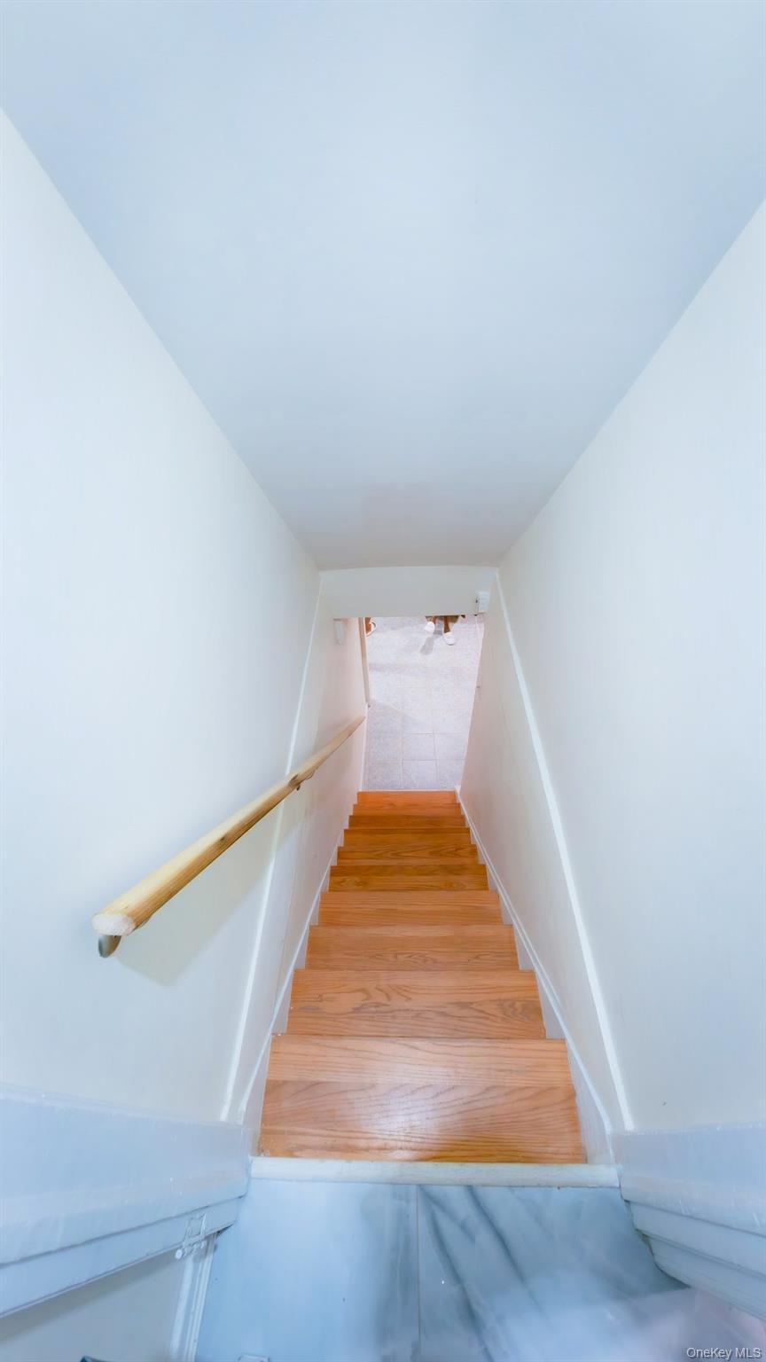 Single Family 121st Avenue Queens, NY 11411, MLS-1054468-33