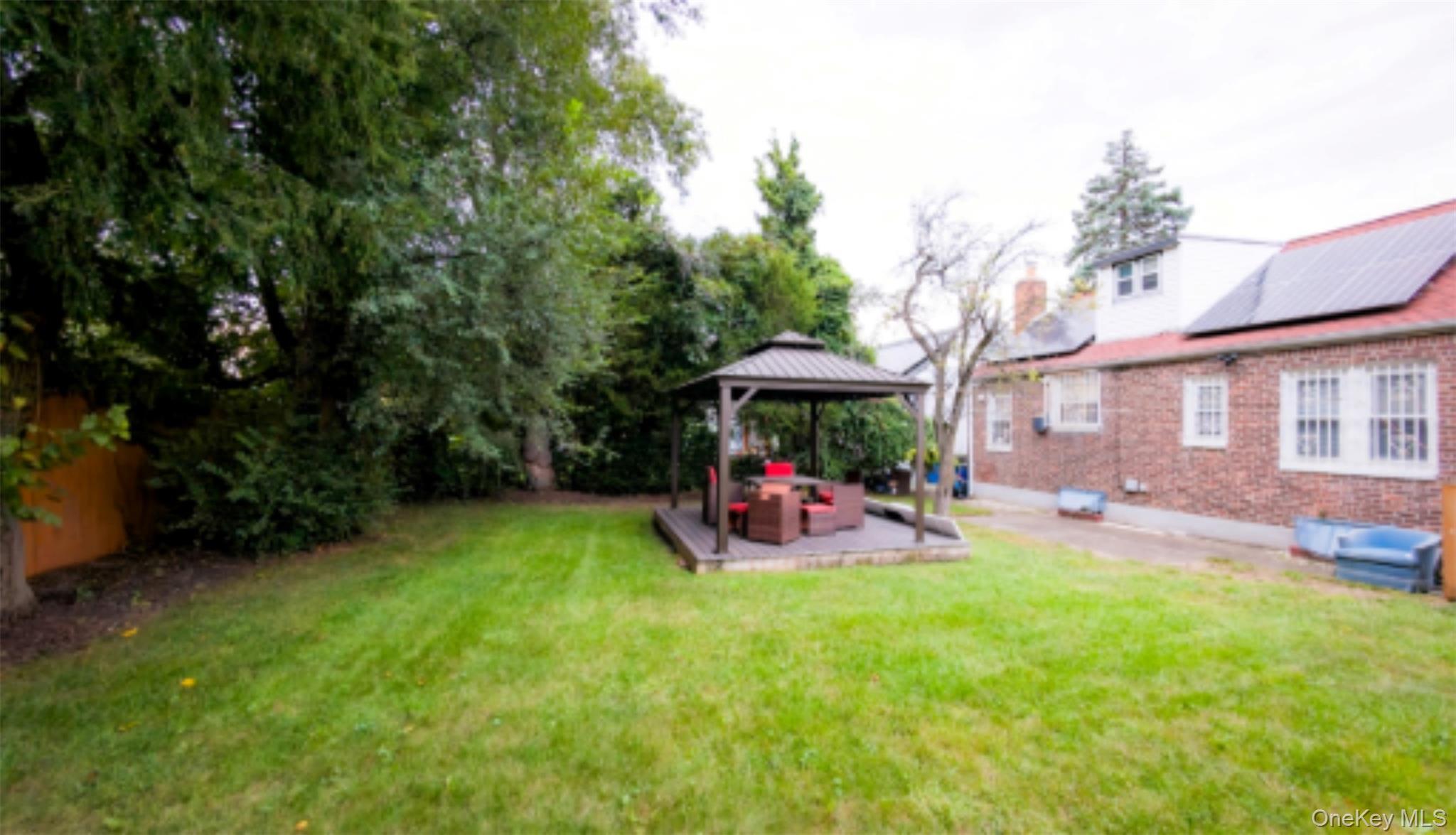 Single Family 121st Avenue Queens, NY 11411, MLS-1054468-35