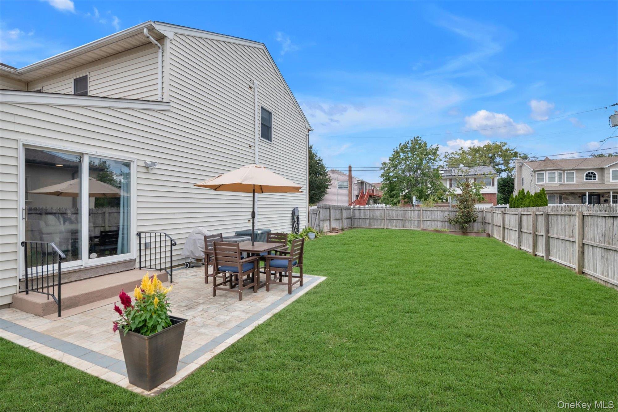 Single Family Manfield Avenue  Nassau County, NY 11566, MLS-1054469-27