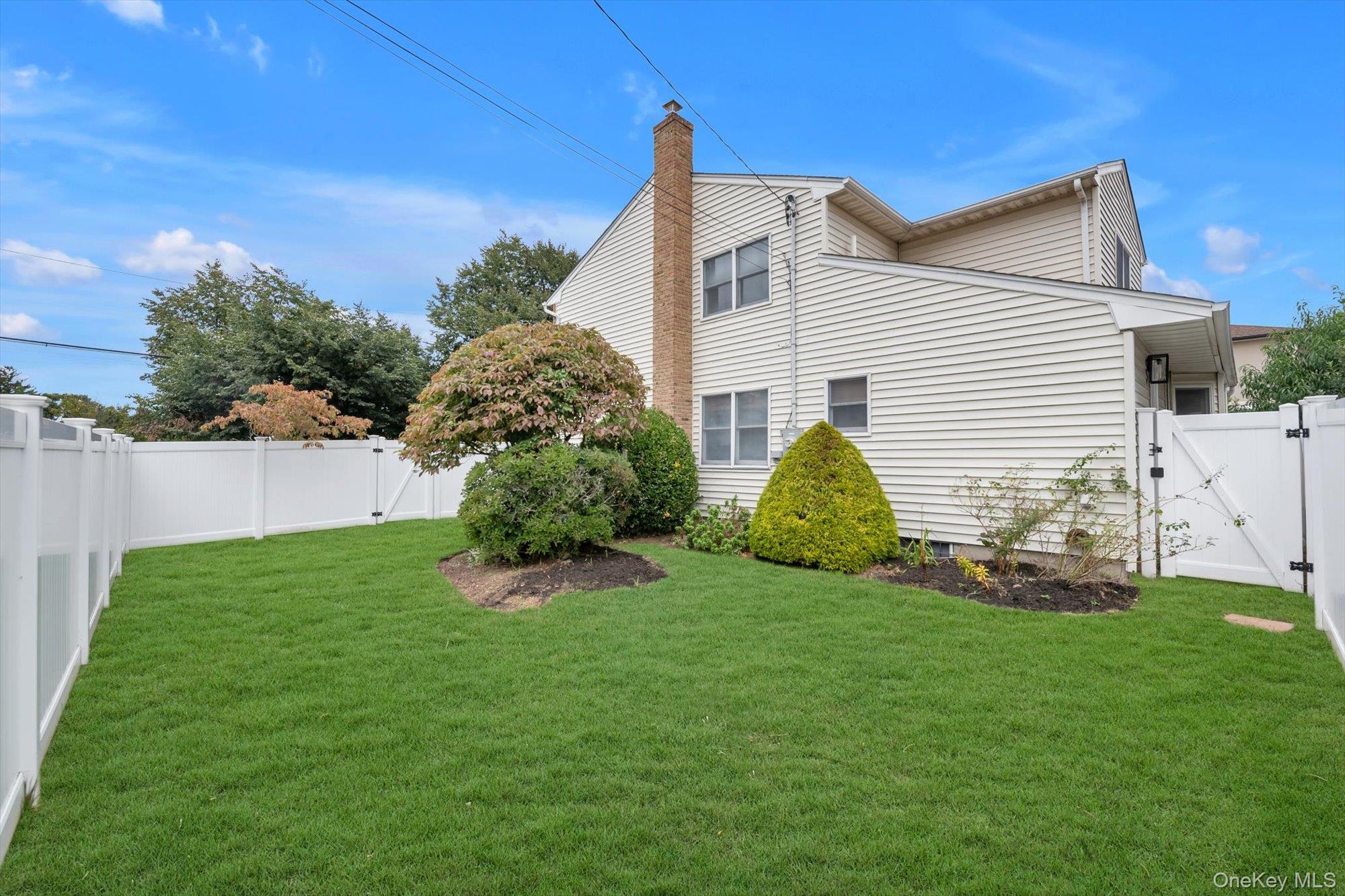 Single Family Manfield Avenue  Nassau County, NY 11566, MLS-1054469-29