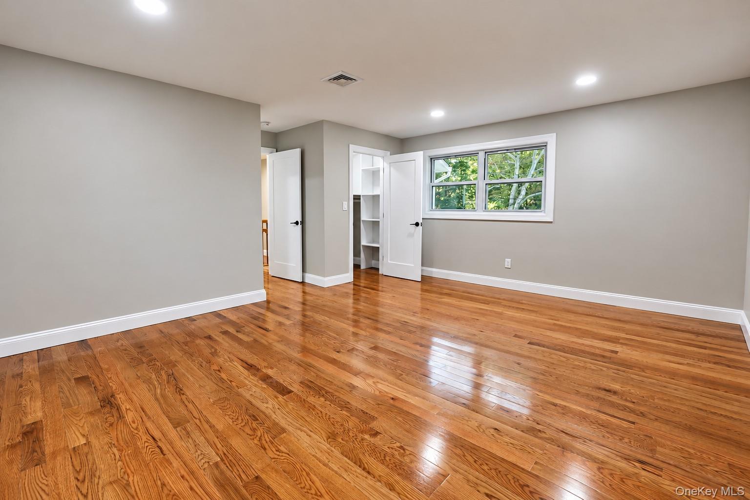 Single Family Seaman Neck Road  Suffolk County, NY 11746, MLS-1054477-17