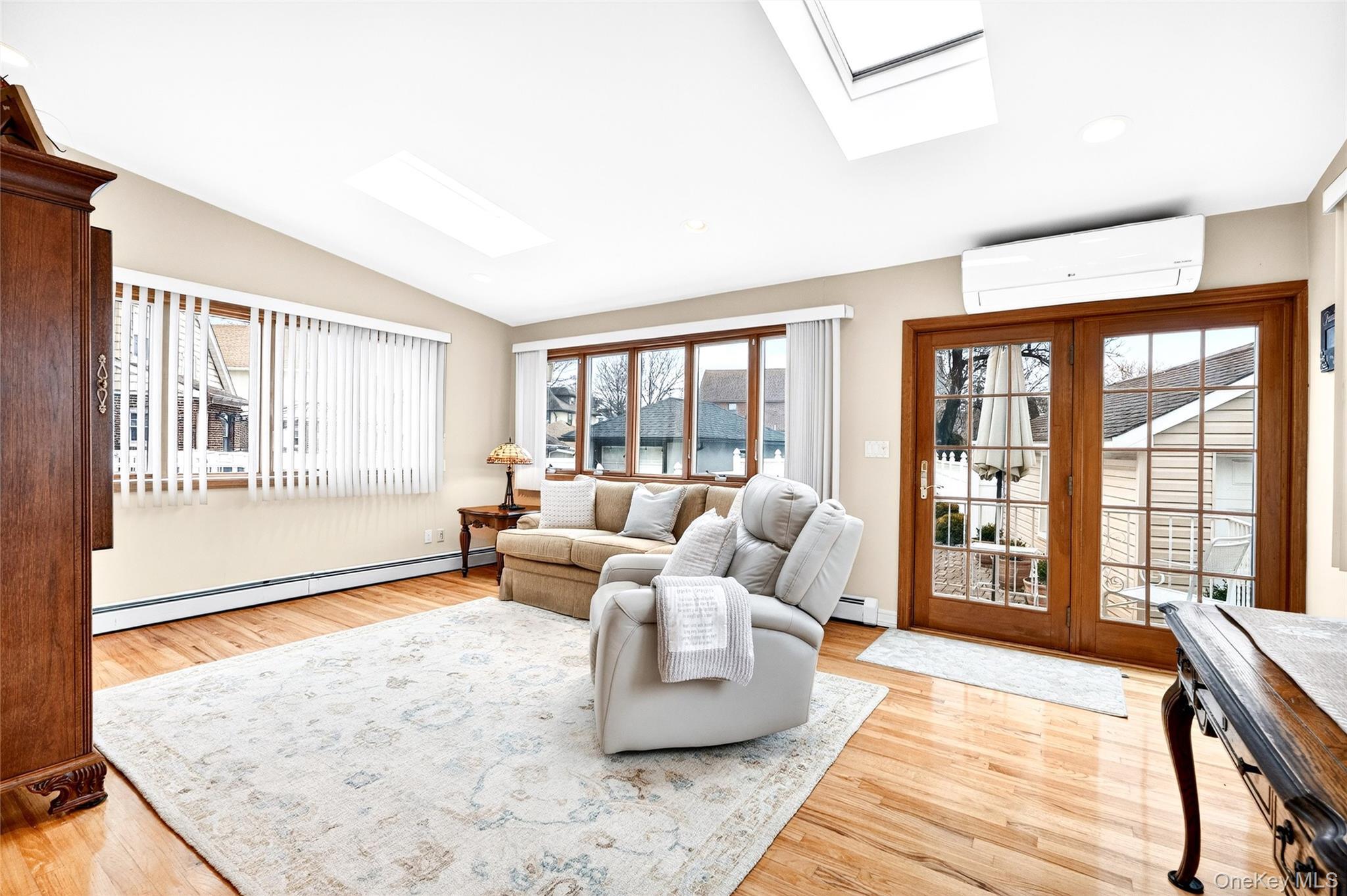 Single Family Country Club Road Bronx, NY 10465, MLS-1054478-21