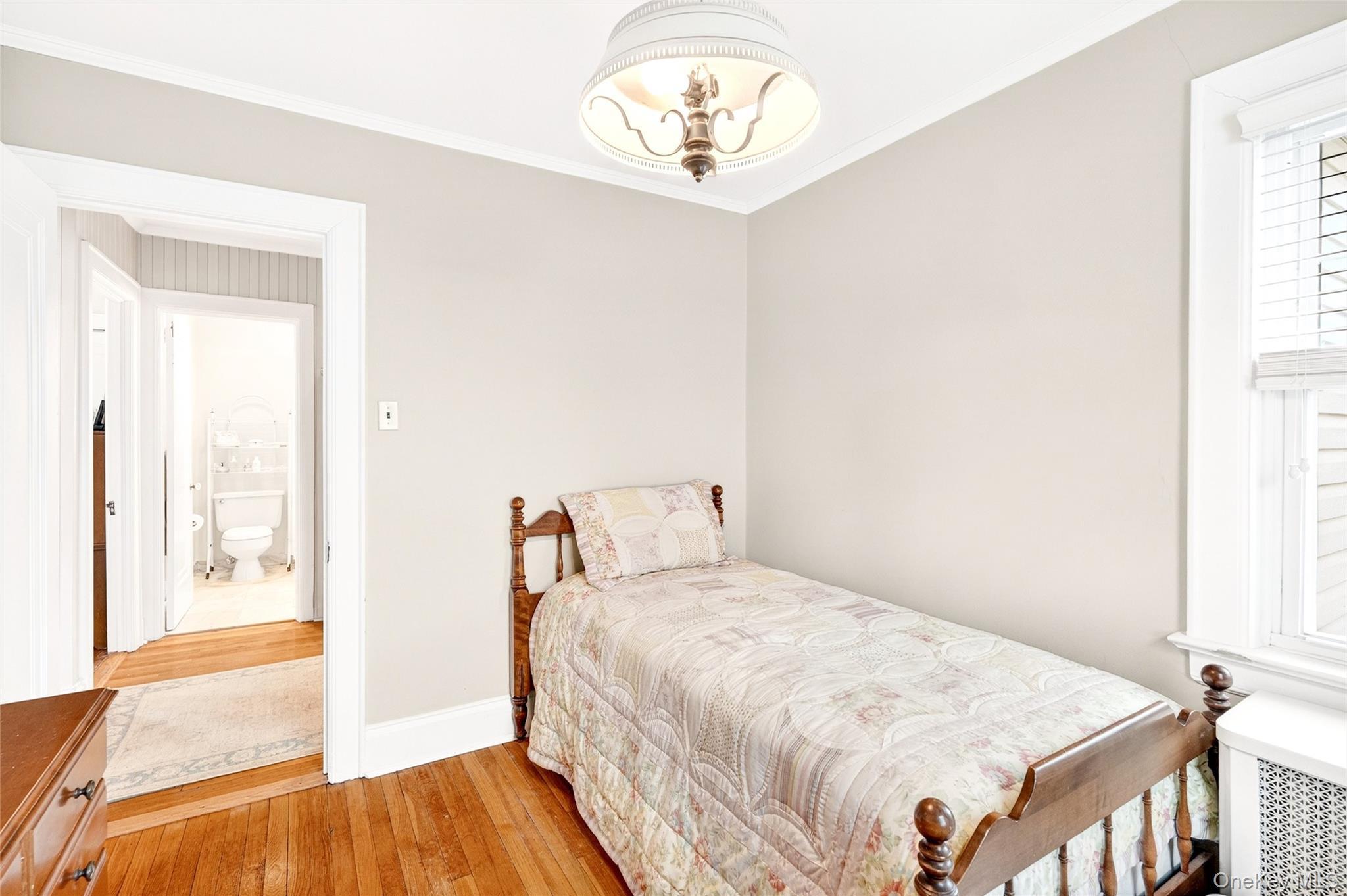 Single Family Country Club Road Bronx, NY 10465, MLS-1054478-37