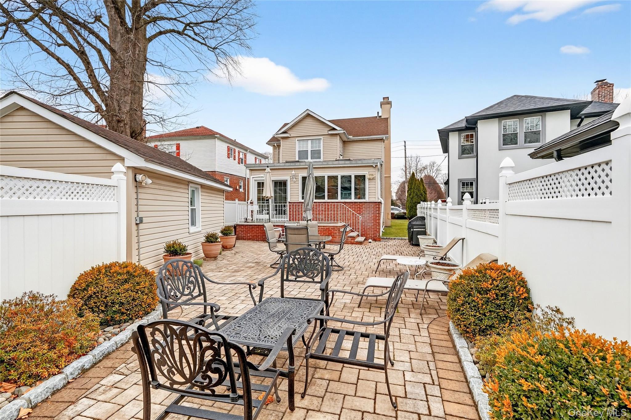 Single Family Country Club Road Bronx, NY 10465, MLS-1054478-48