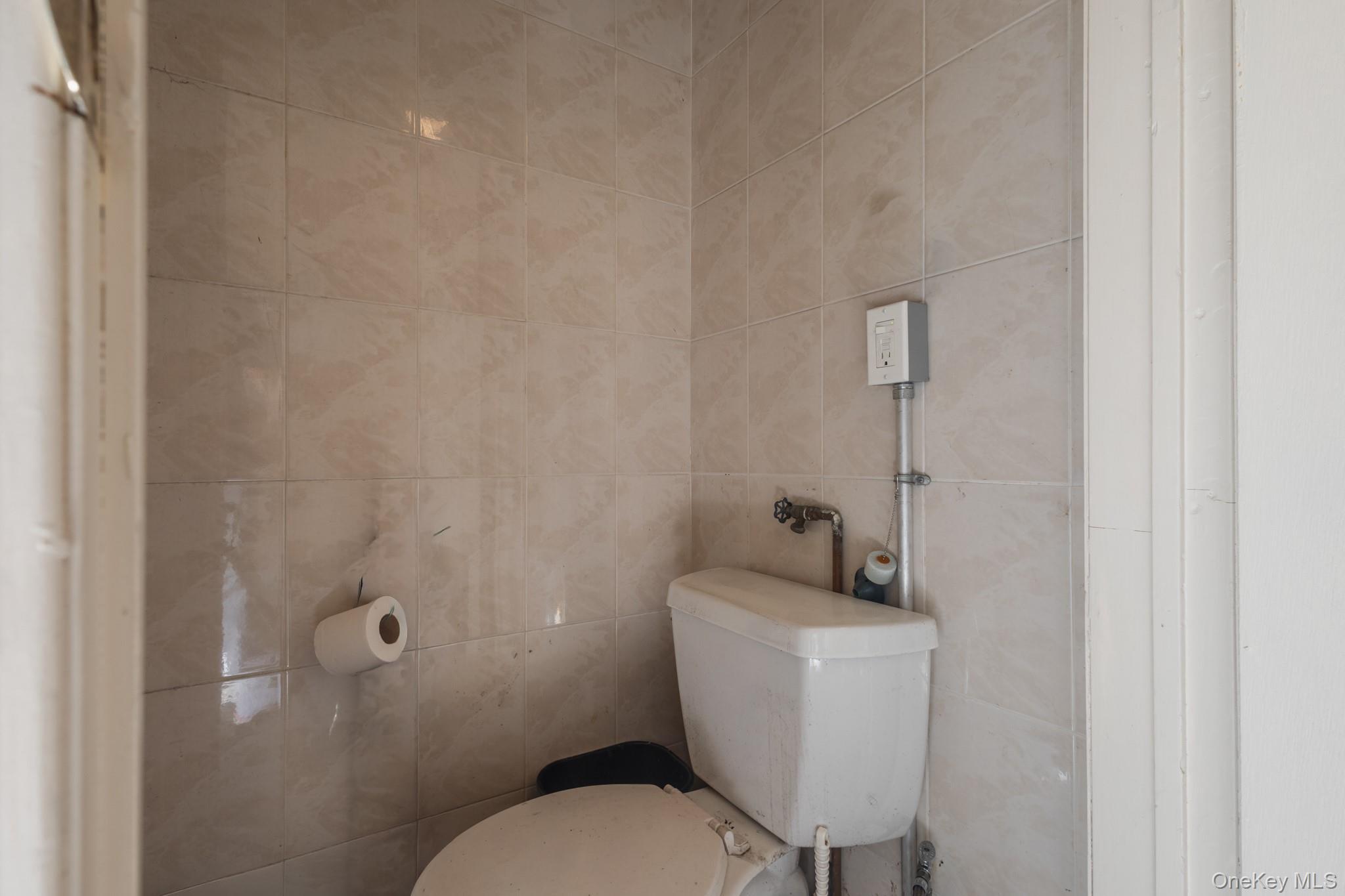 Single Family 150th Street  Queens, NY 11354, MLS-1054486-24