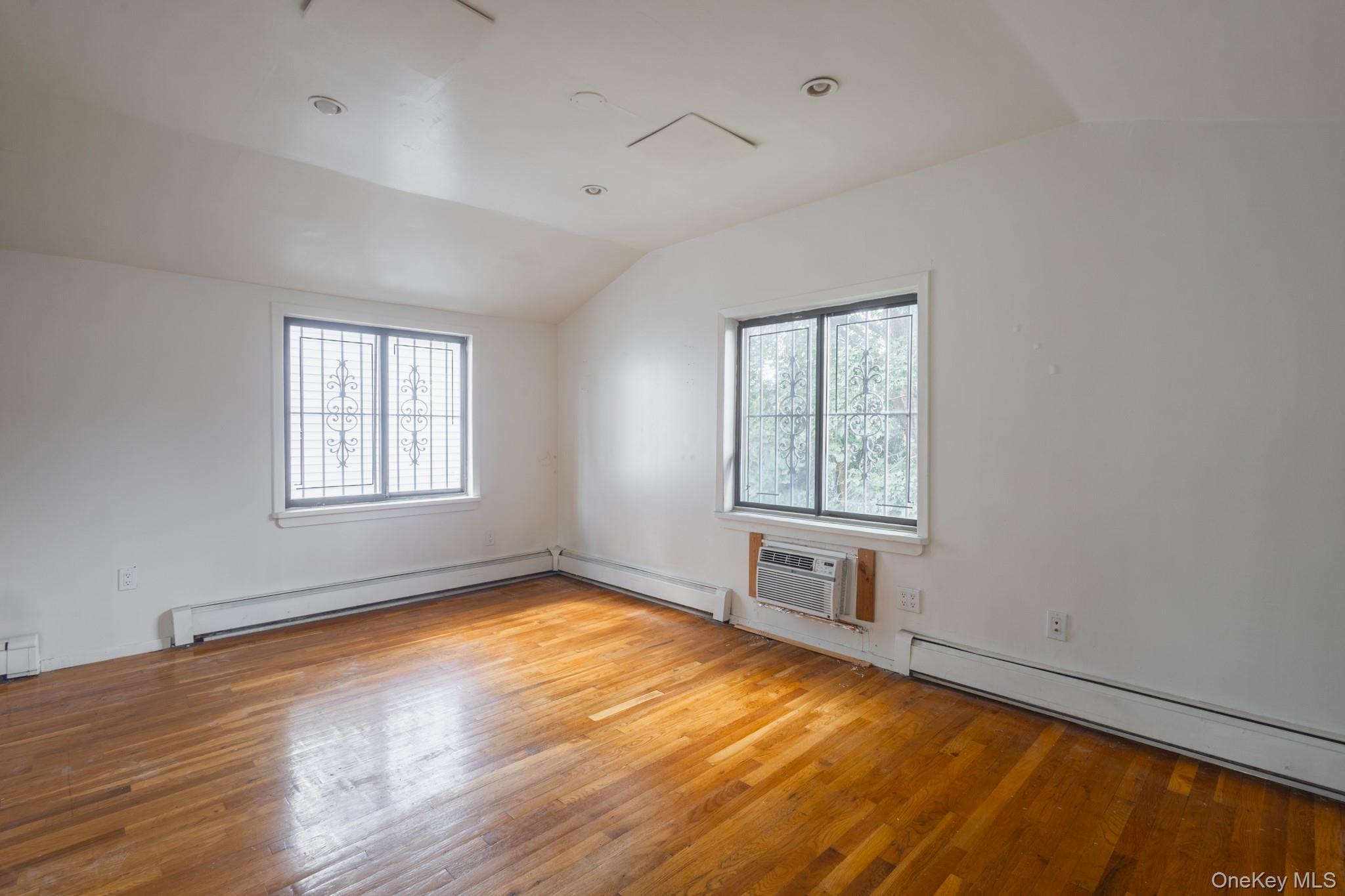 Single Family 150th Street  Queens, NY 11354, MLS-1054486-5