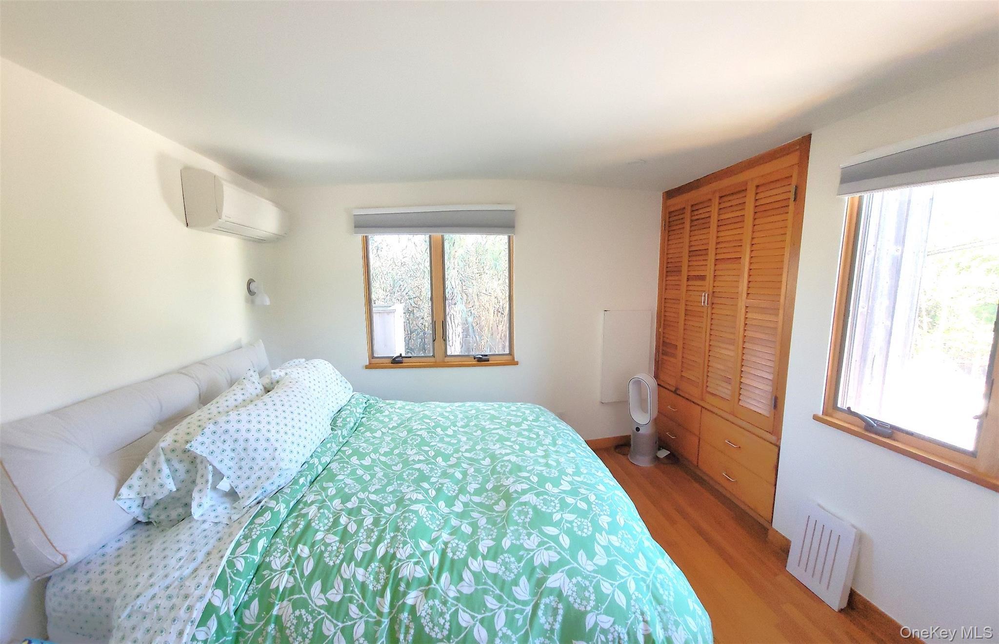 Single Family Holly Walk  Suffolk County, NY 11706, MLS-1054495-6