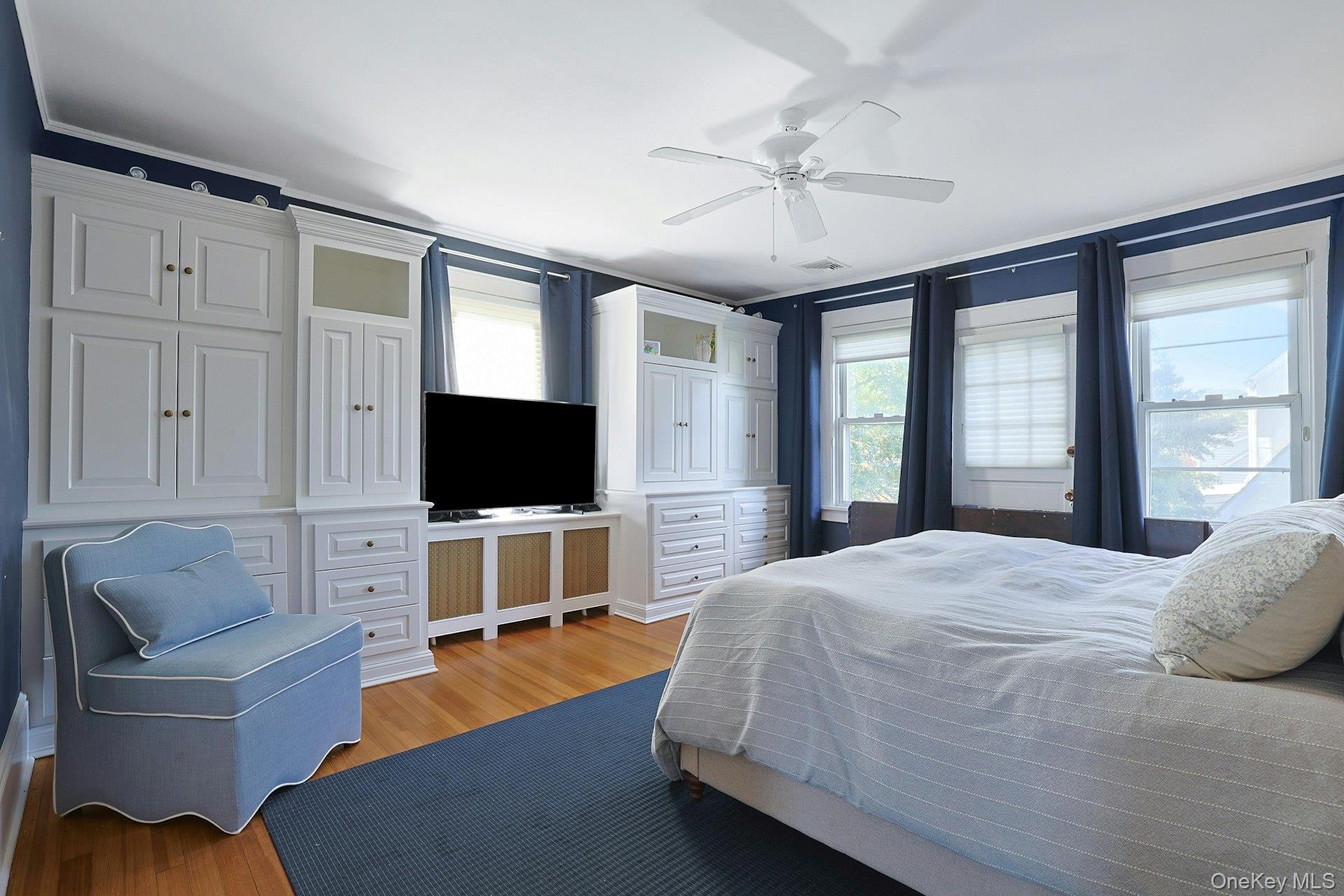 Single Family Munro Avenue  Westchester County, NY 10543, MLS-1054520-26