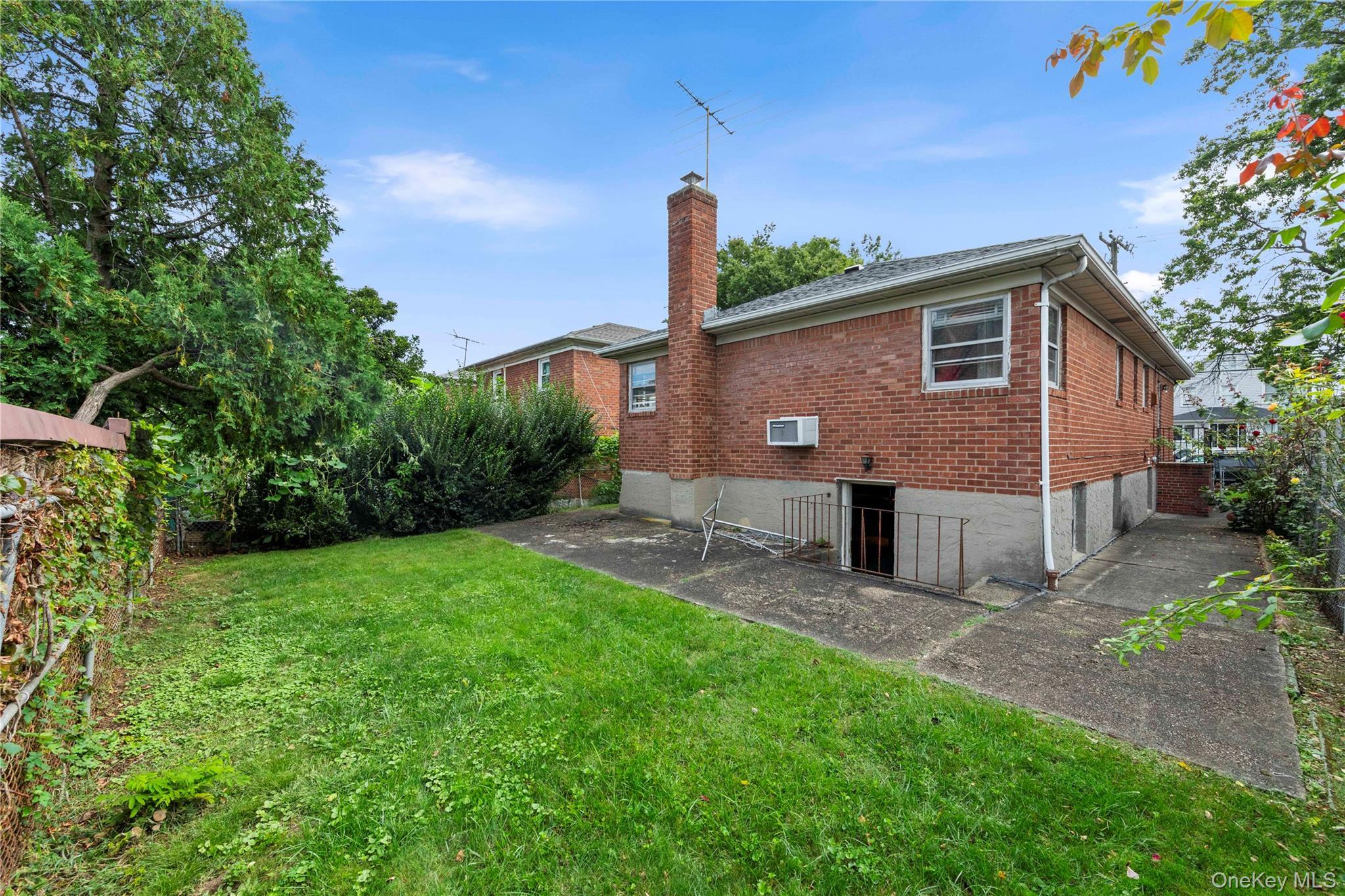 Single Family 167th Street Queens, NY 11358, MLS-1054522-4