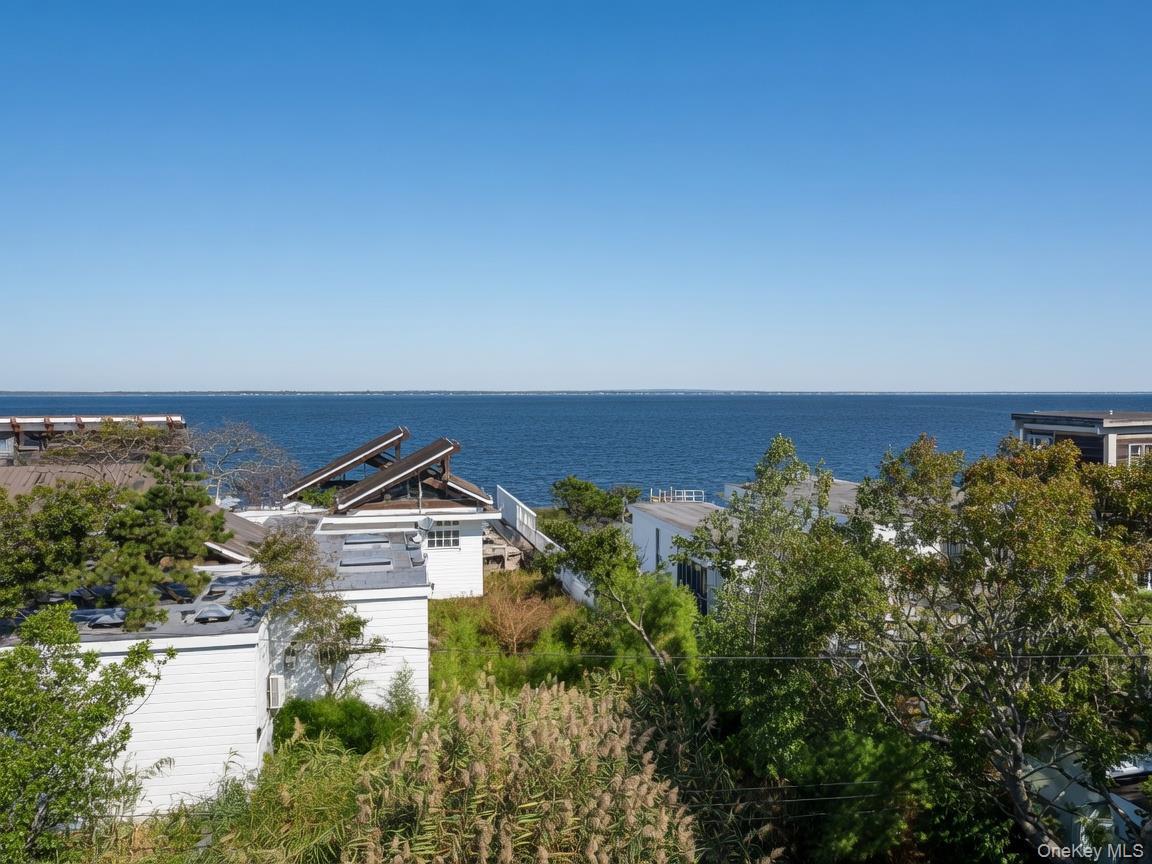 Single Family Bay Walk  Suffolk County, NY 11782, MLS-1054538-27