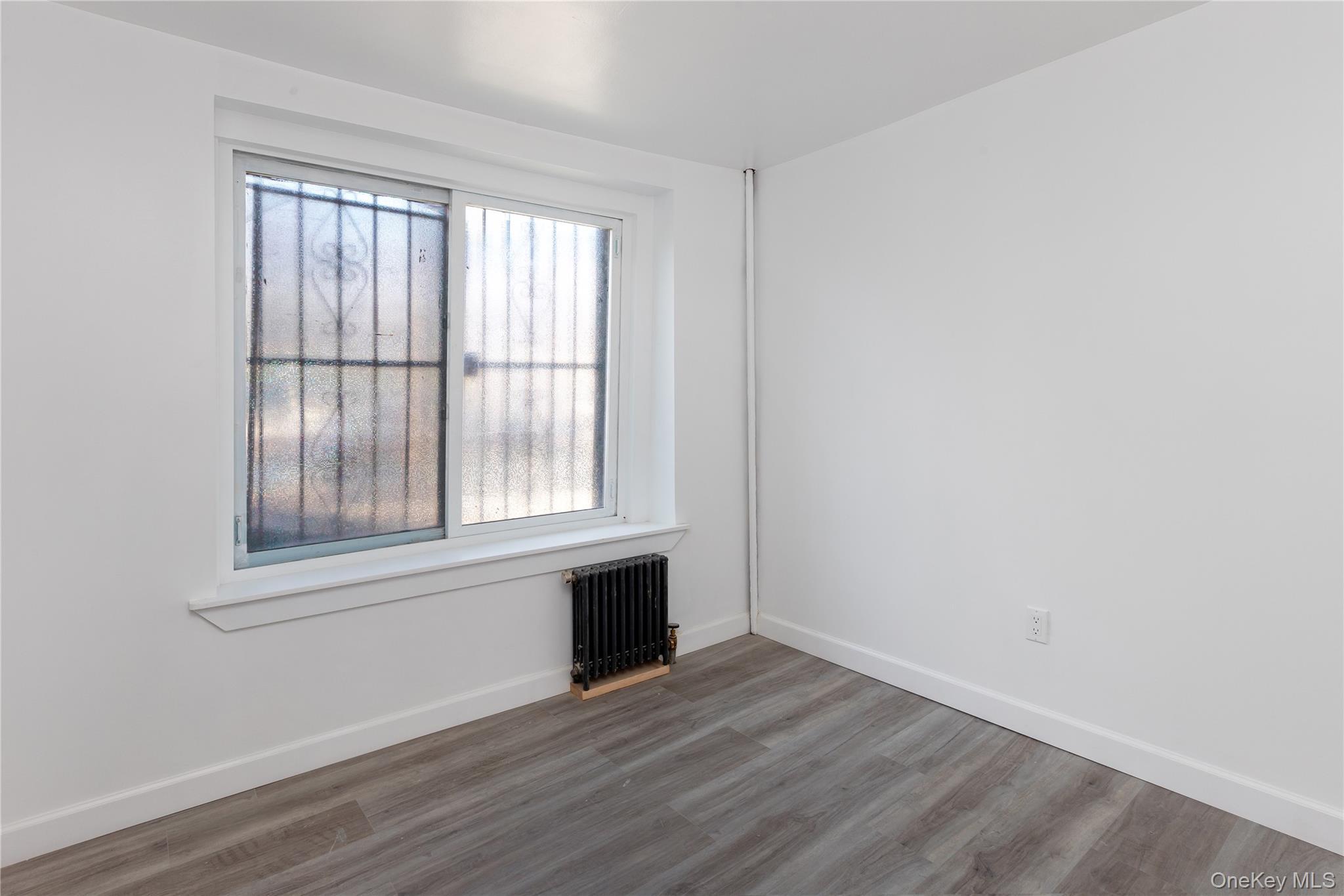 Single Family Martense Avenue  Queens, NY 11368, MLS-1054551-10
