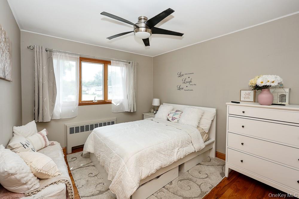 Single Family Kathleen Drive E Nassau County, NY 11791, MLS-1054579-26