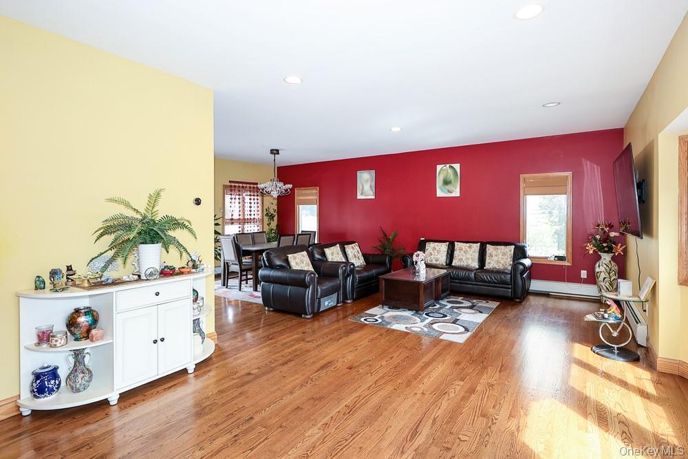 Single Family Kathleen Drive E Nassau County, NY 11791, MLS-1054579-4