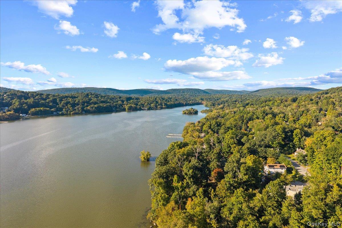Single Family Lake Shore Drive  Putnam County, NY 10509, MLS-1054588-34