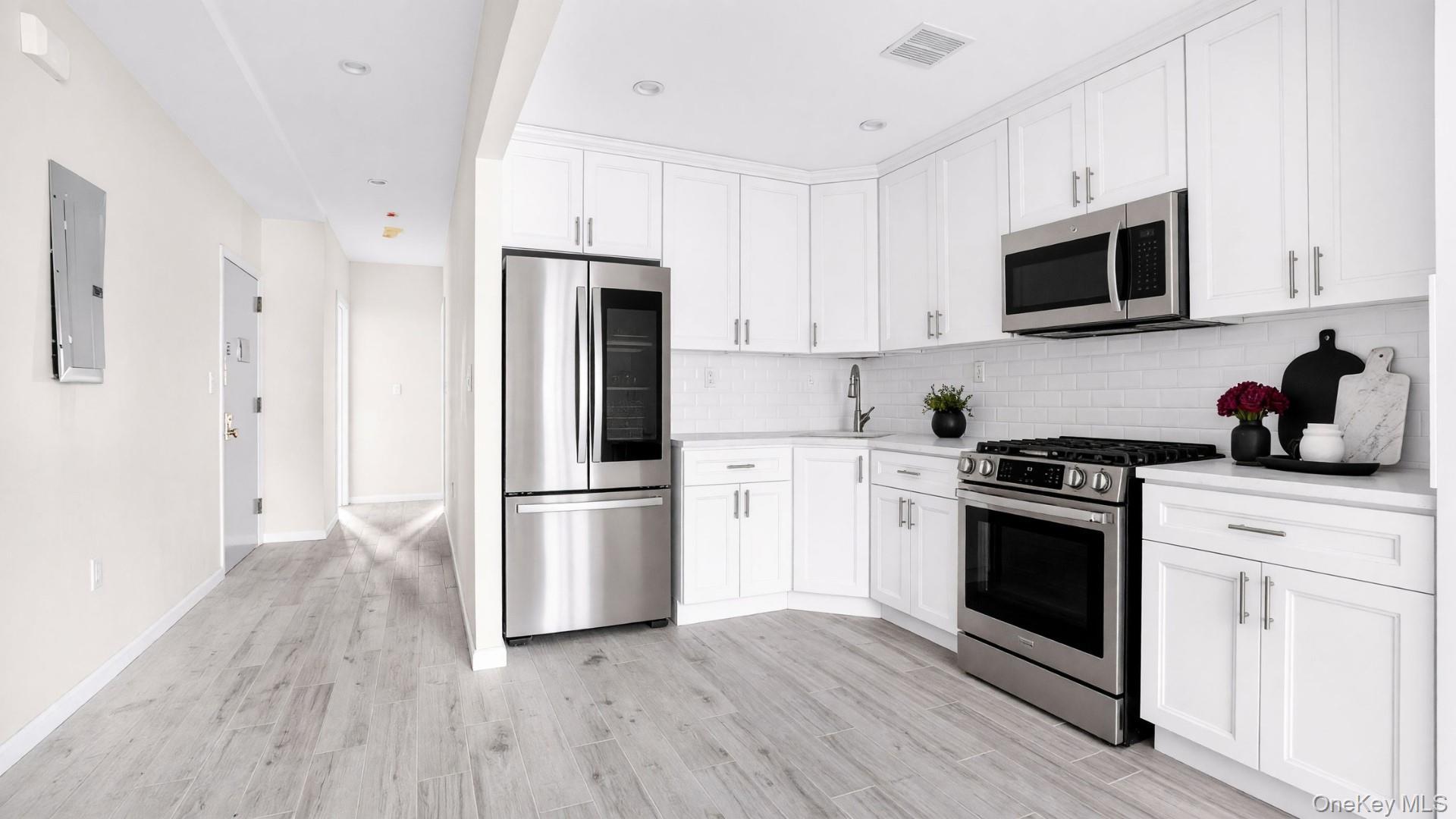 Single Family Van Nest  Bronx, NY 10460, MLS-1054606-3