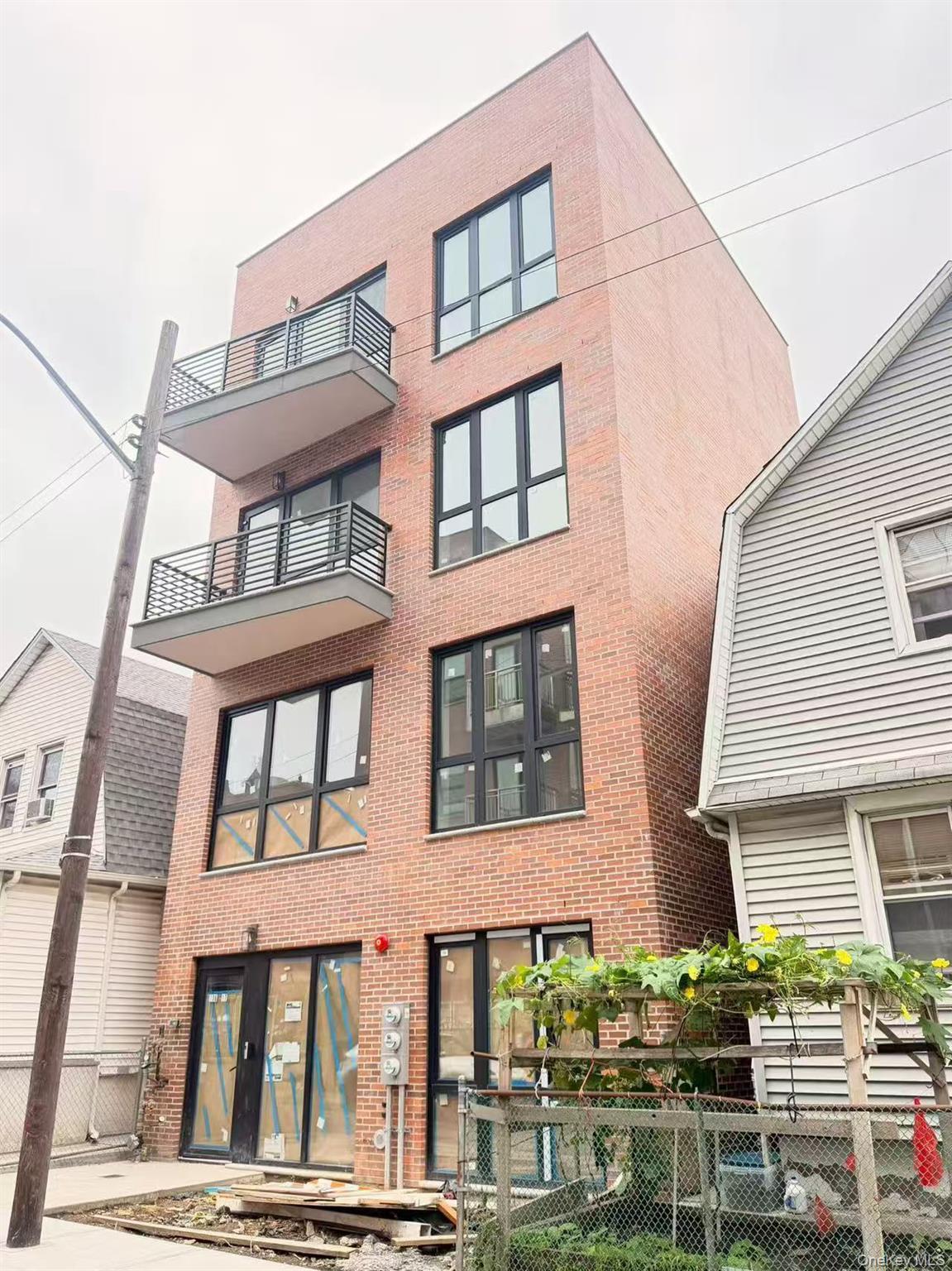Single Family Carlton Place Queens, NY 11354, MLS-1054618-2