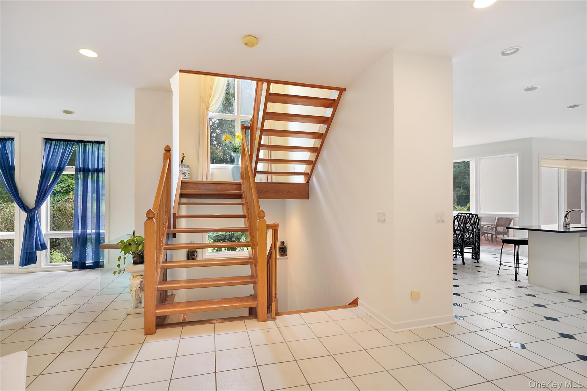 Single Family Mica Place Westchester County, NY 10506, MLS-1054620-13
