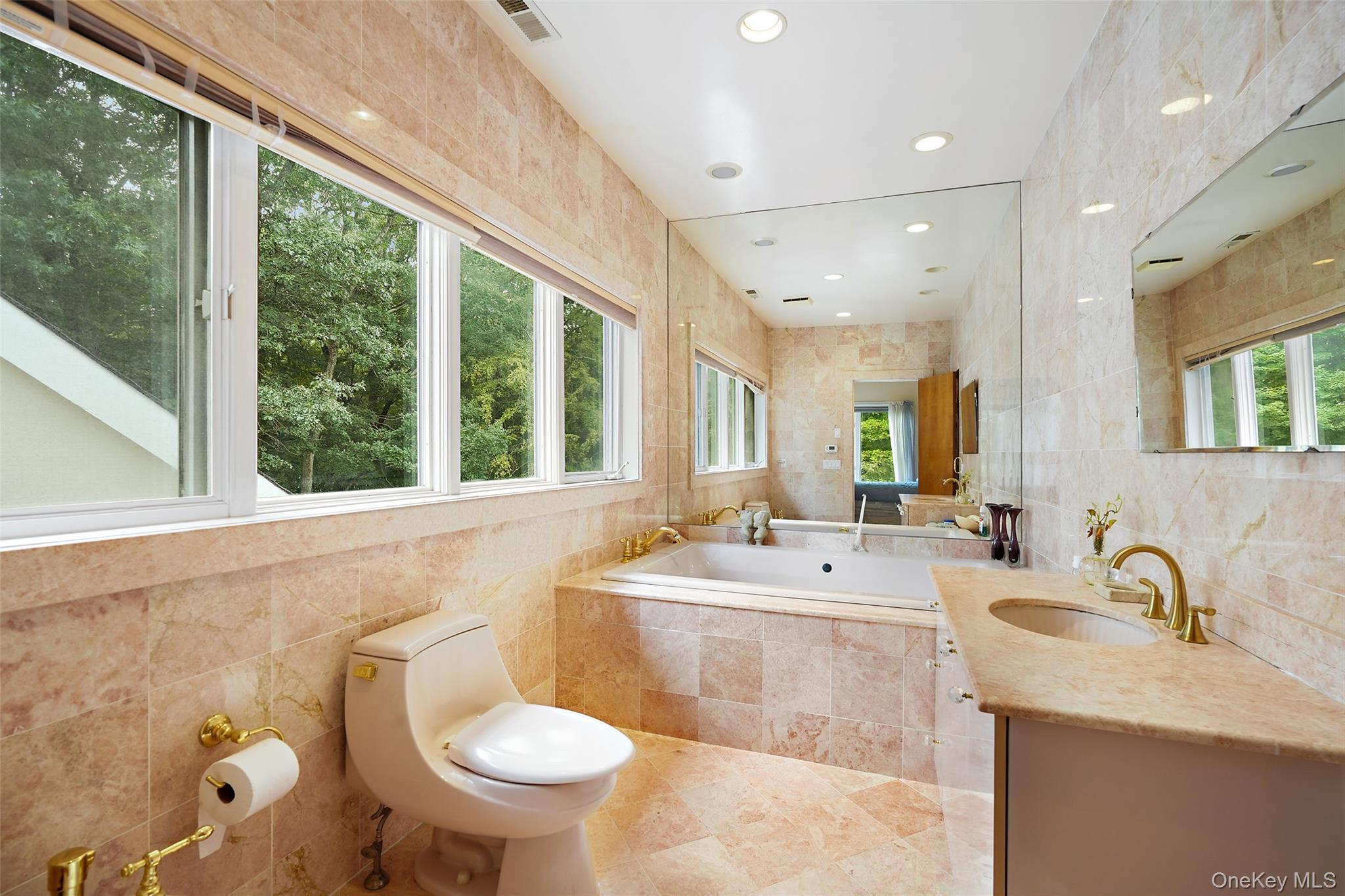 Single Family Mica Place Westchester County, NY 10506, MLS-1054620-17