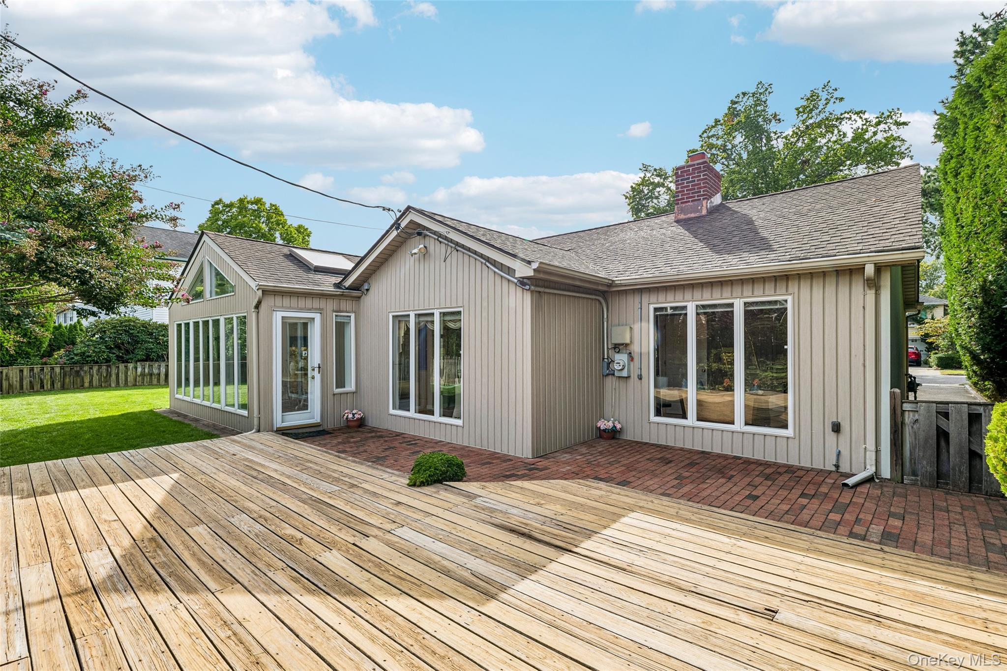Single Family Linden Street Nassau County, NY 11530, MLS-1054649-27