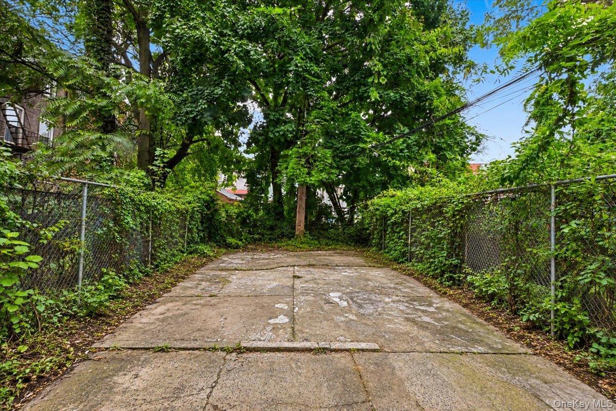 Single Family Crescent  Brooklyn, NY 11208, MLS-1054653-12