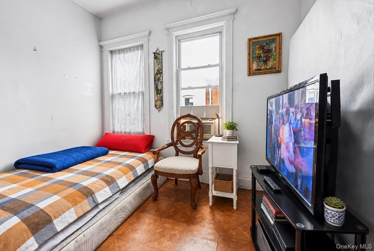Single Family Crescent  Brooklyn, NY 11208, MLS-1054653-6