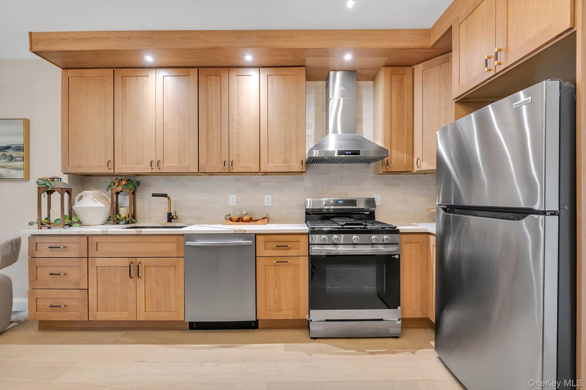 Single Family Jefferson Avenue  Brooklyn, NY 11221, MLS-1054658-12