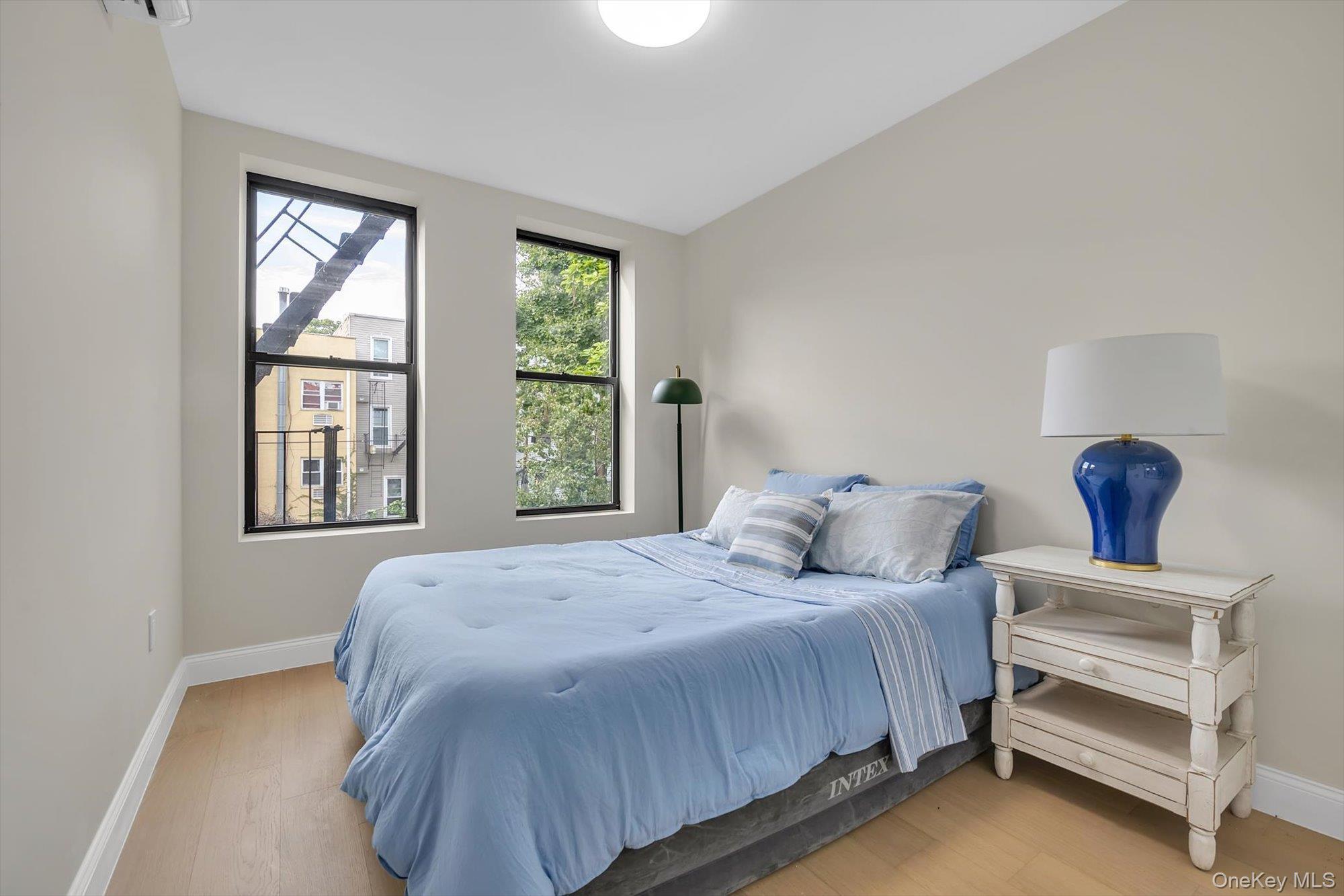 Single Family Jefferson Avenue  Brooklyn, NY 11221, MLS-1054658-15