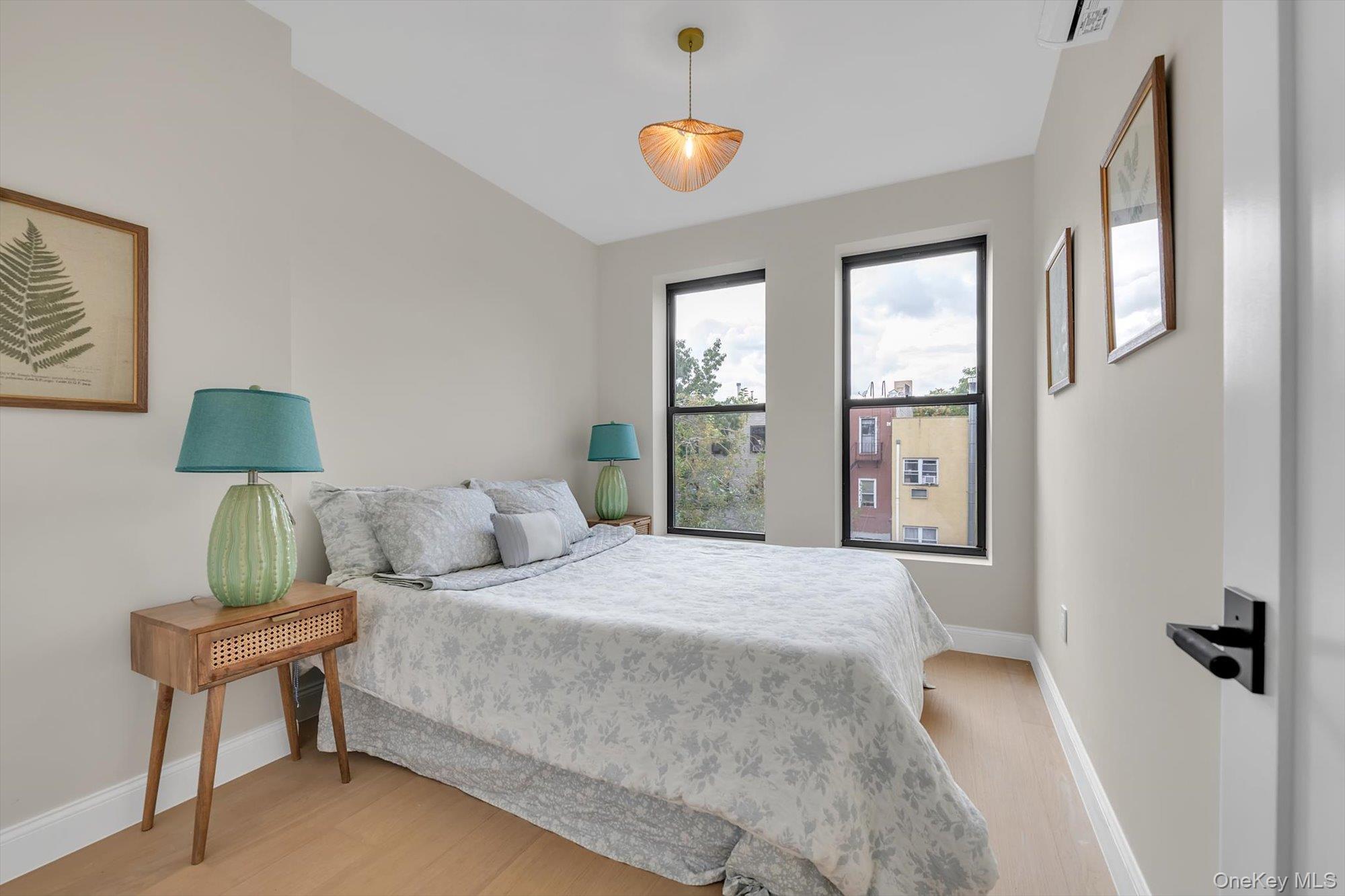 Single Family Jefferson Avenue  Brooklyn, NY 11221, MLS-1054658-21