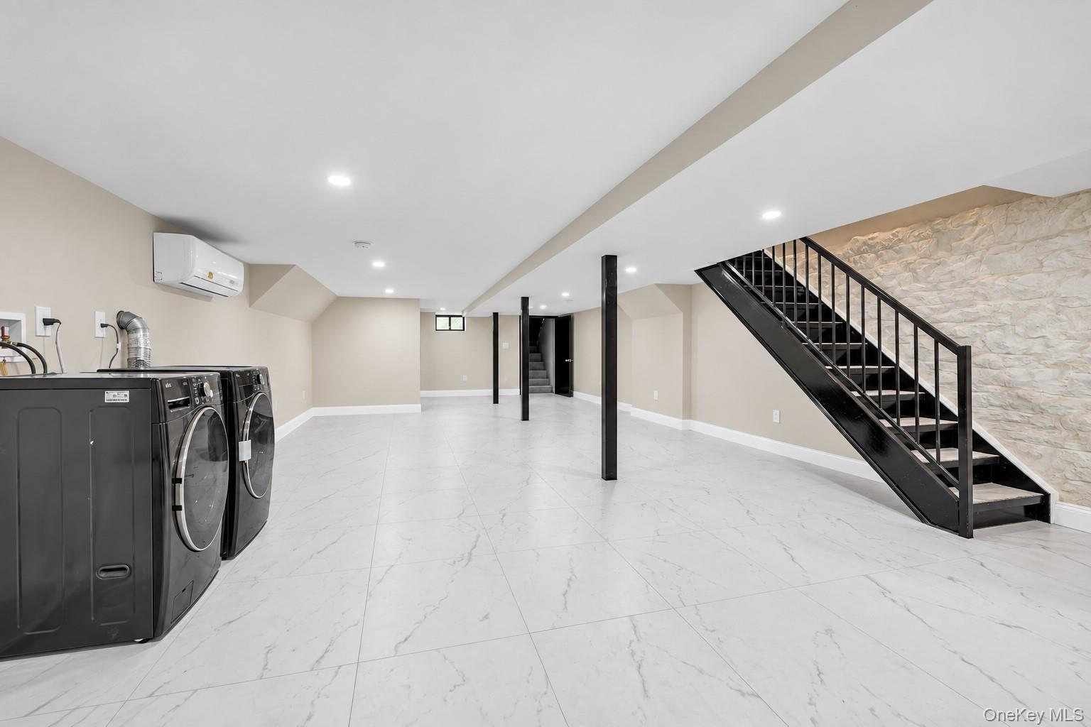 Single Family Jefferson Avenue  Brooklyn, NY 11221, MLS-1054658-24
