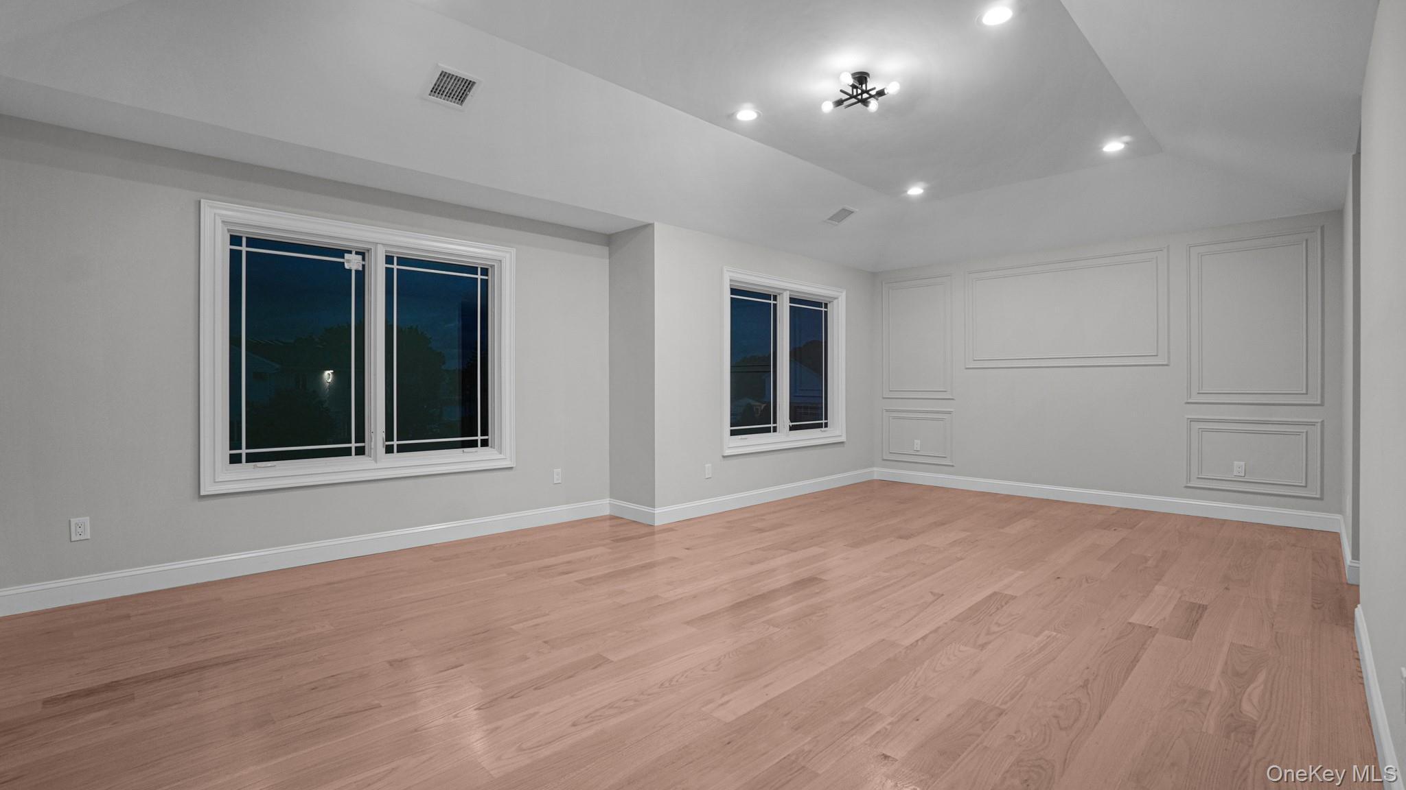 Single Family Southern Drive Nassau County, NY 11010, MLS-1054669-26