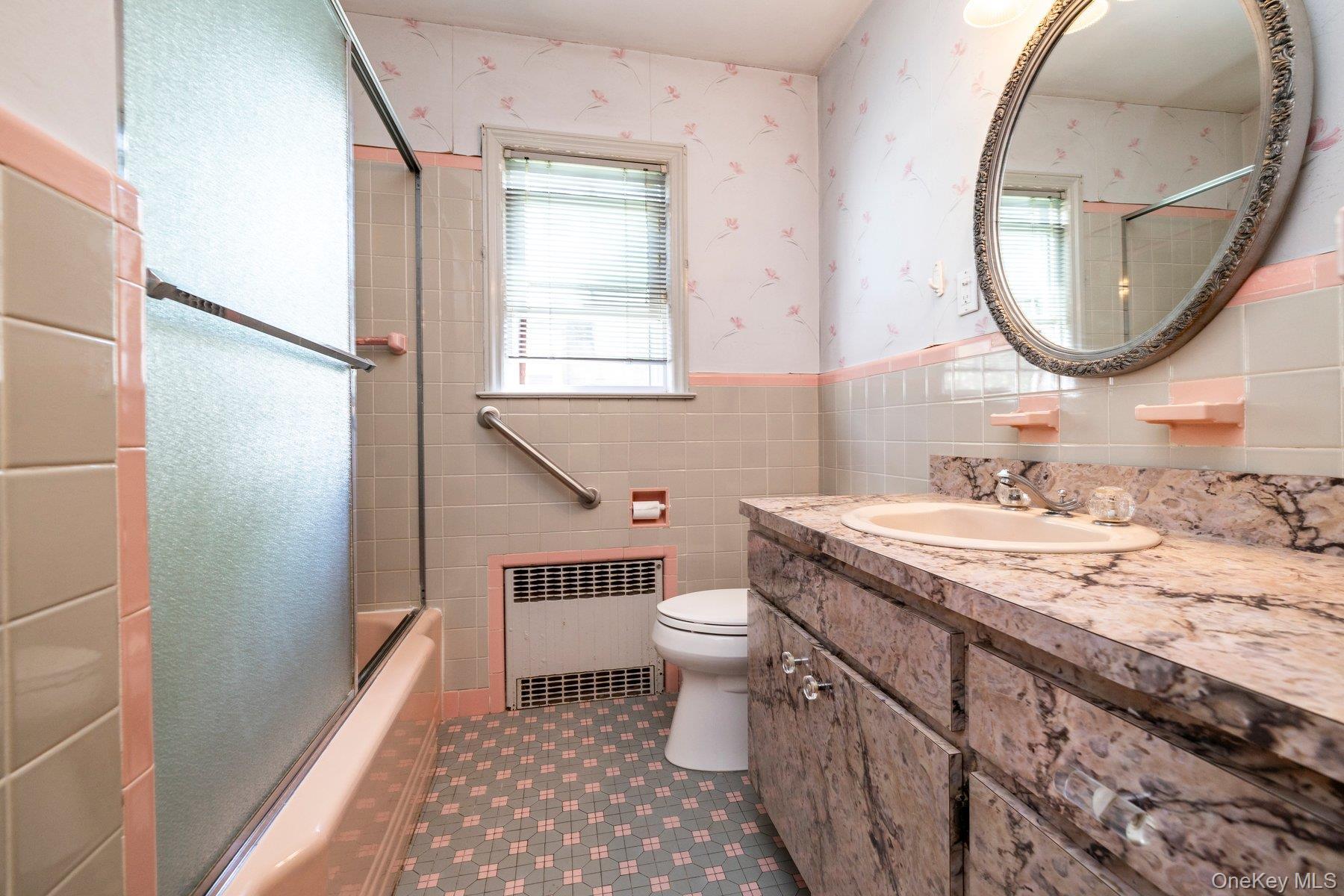 Single Family E Carpenter Street  Nassau County, NY 11580, MLS-1054694-16