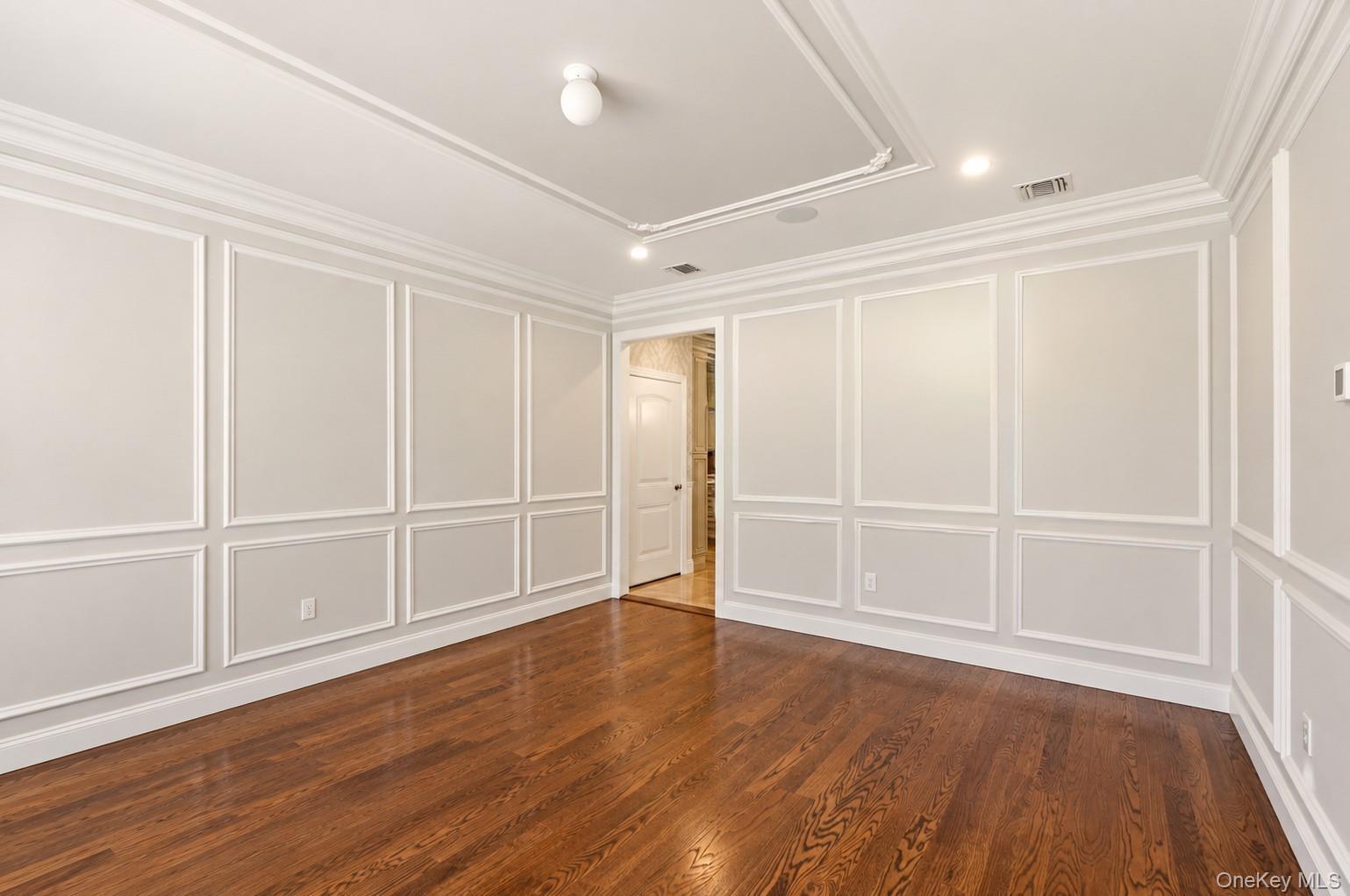 Single Family Belvedere Court  Staten Island, NY 10307, MLS-1054699-4