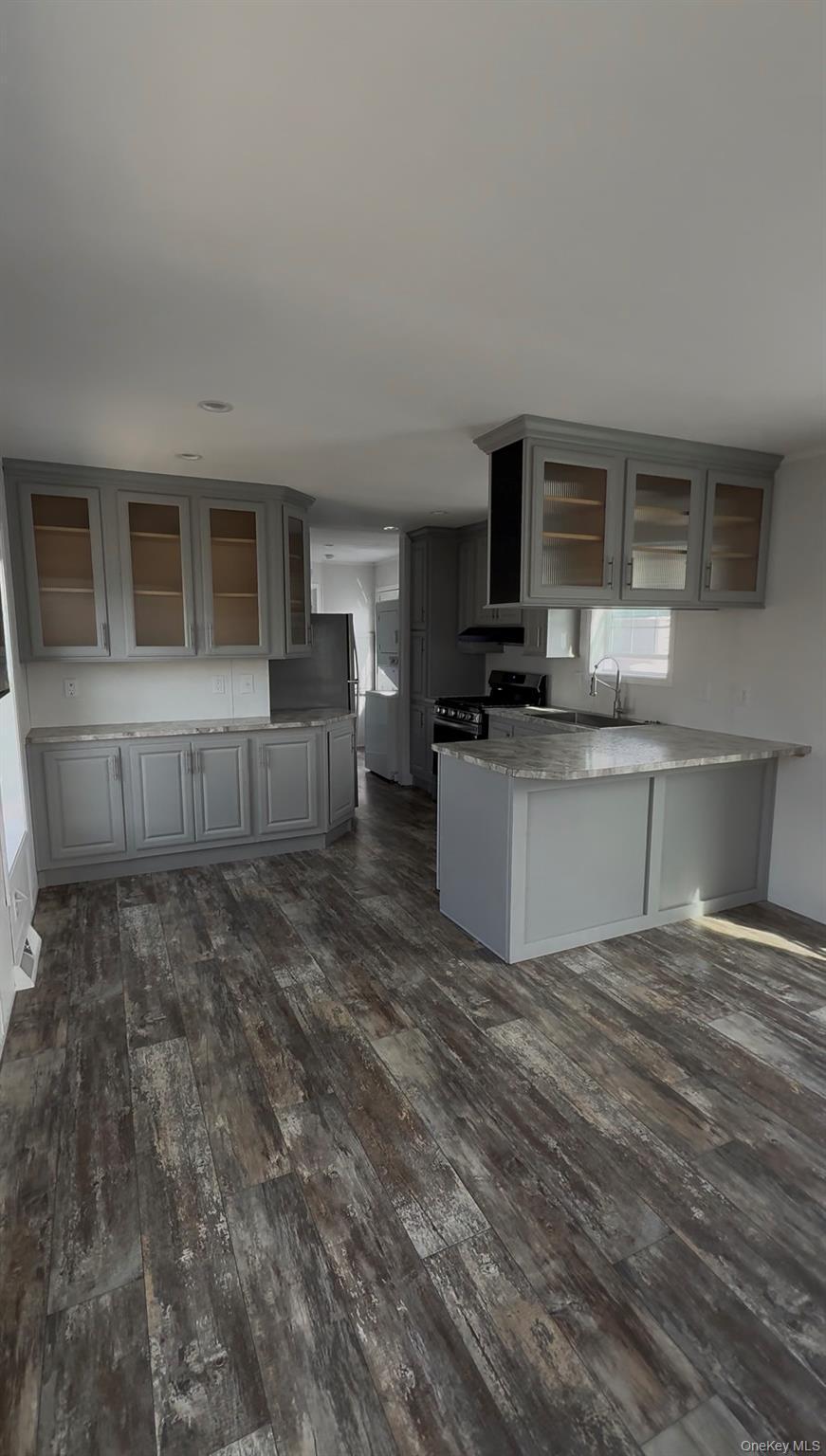 Single Family Main Street  Suffolk County, NY 11751, MLS-1054700-4