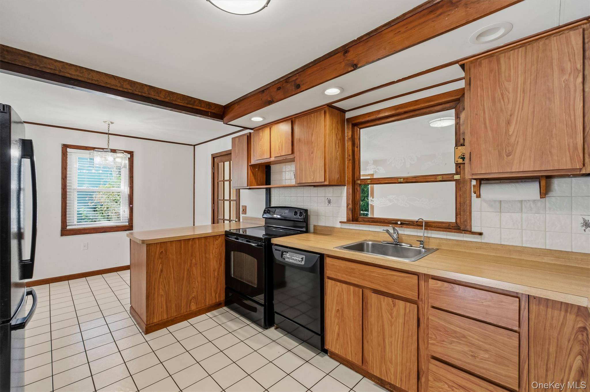 Single Family Claudia Lane Dutchess County, NY 12603, MLS-1054706-10