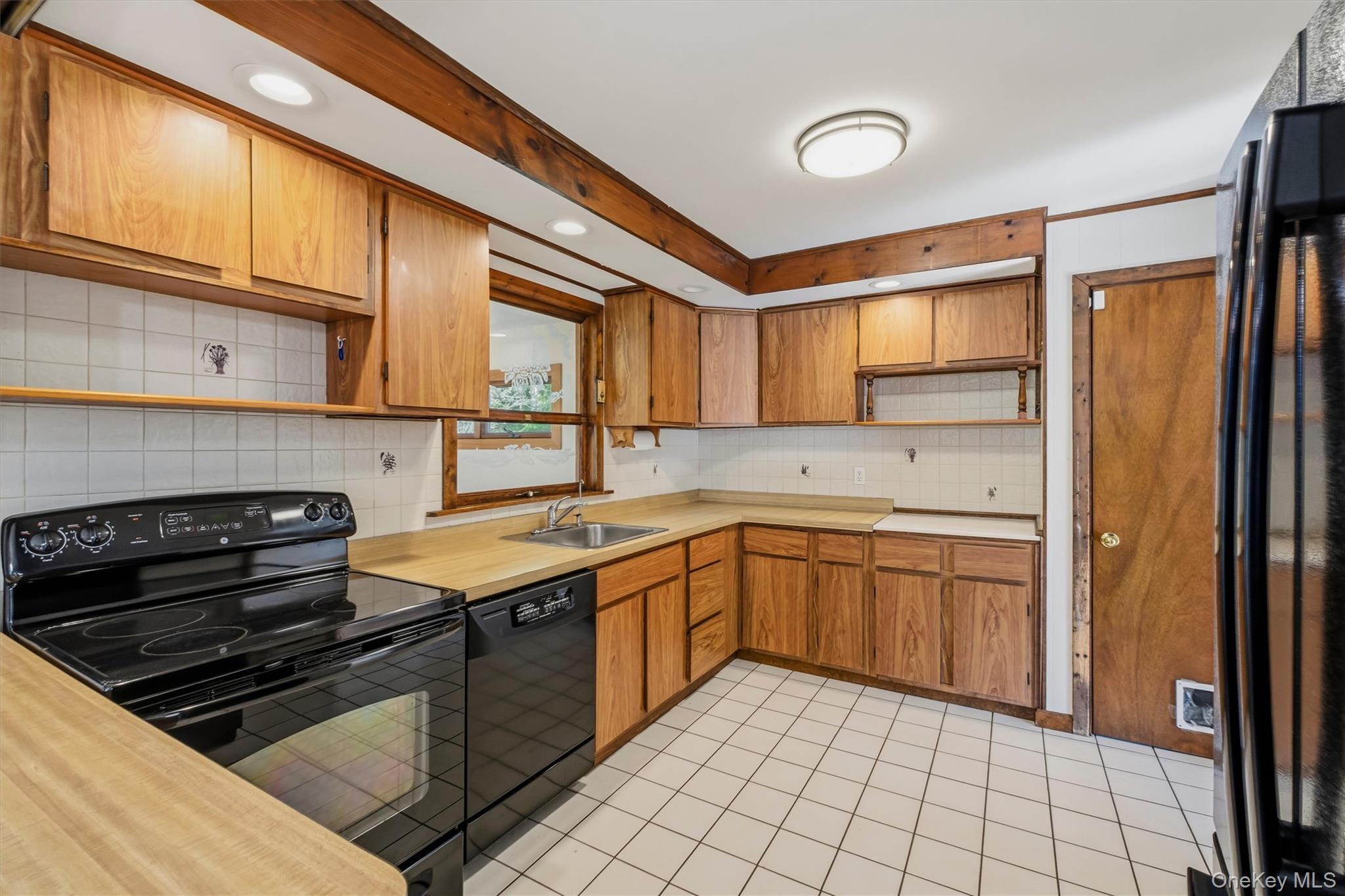 Single Family Claudia Lane Dutchess County, NY 12603, MLS-1054706-12