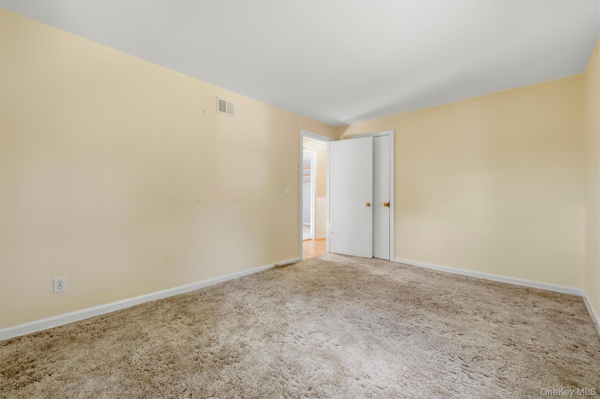 Single Family Claudia Lane Dutchess County, NY 12603, MLS-1054706-23