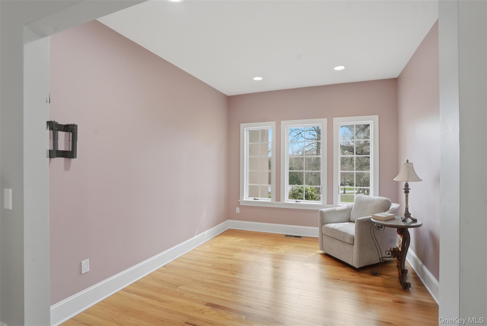 Single Family Forrest Way Dutchess County, NY 12603, MLS-1054708-33