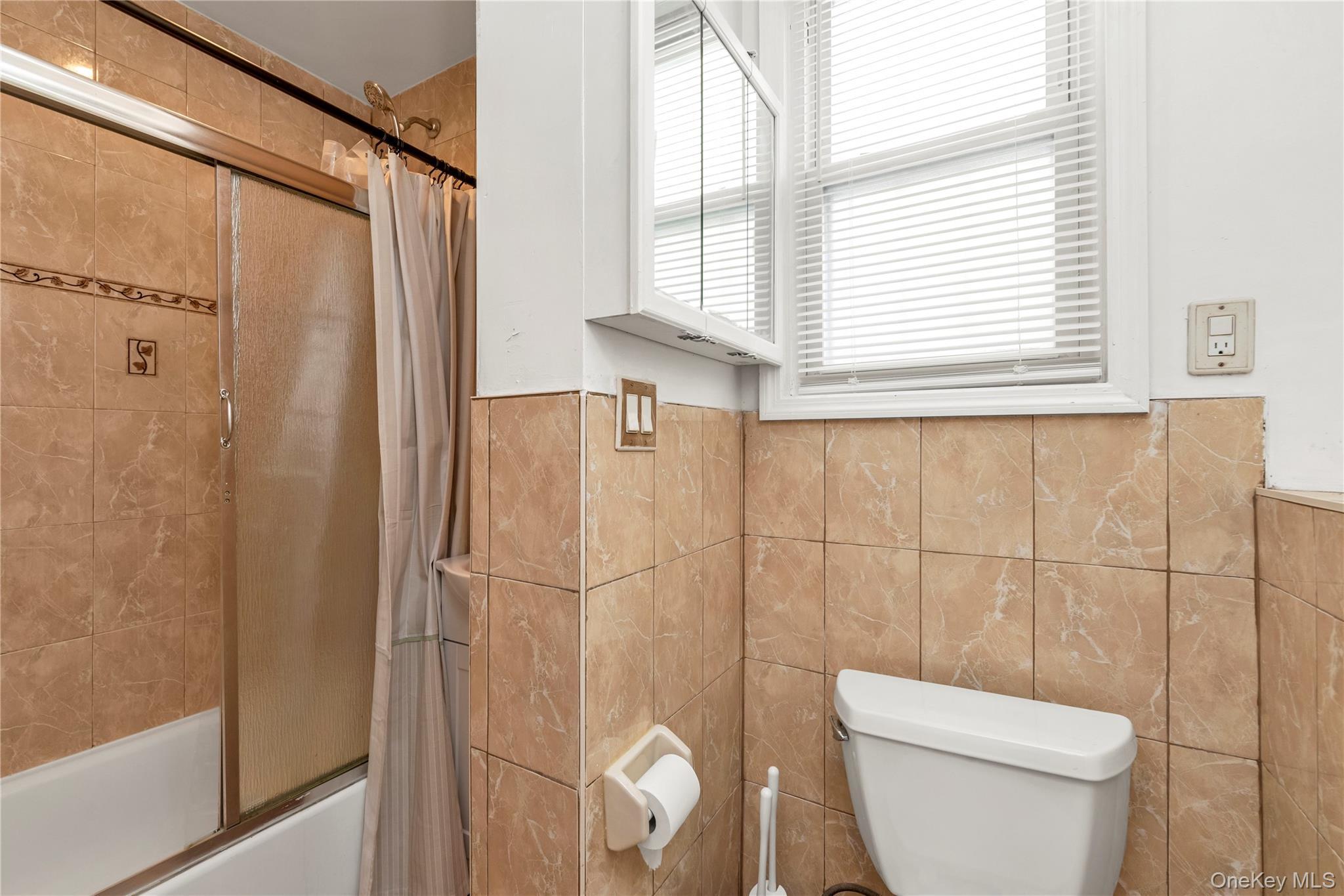 Single Family 199th Street Queens, NY 11423, MLS-1054710-11