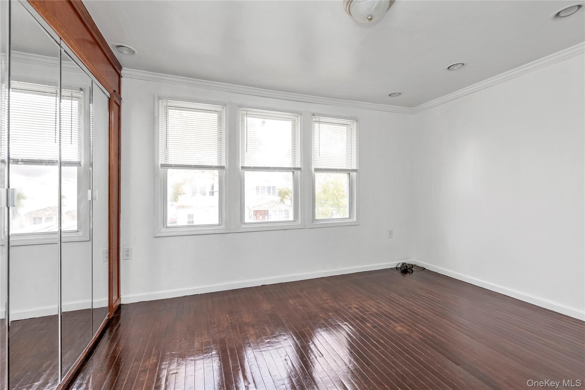 Single Family 199th Street Queens, NY 11423, MLS-1054710-13