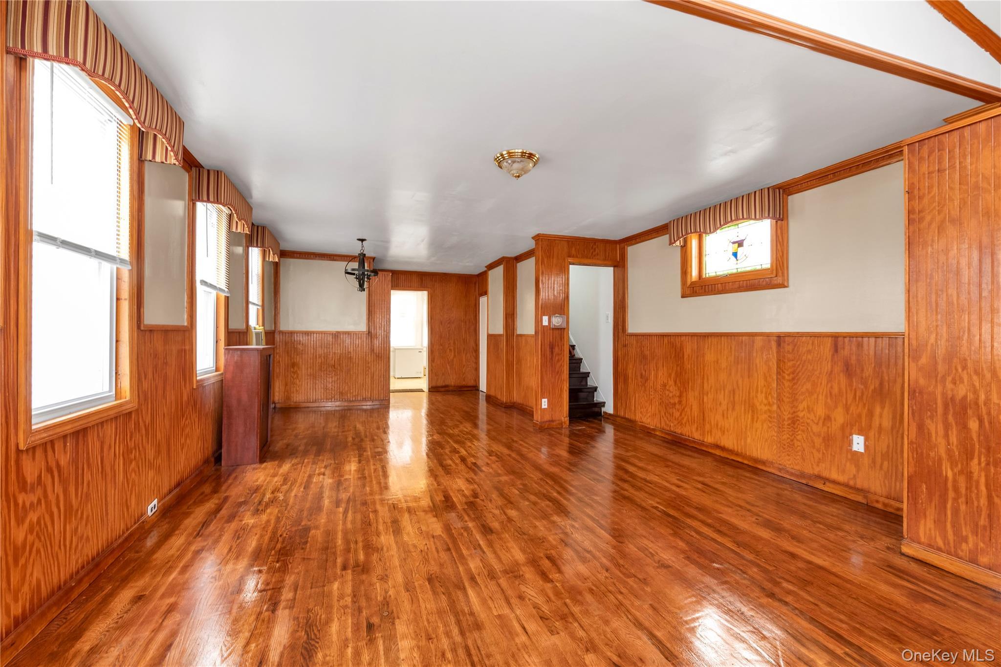 Single Family 199th Street Queens, NY 11423, MLS-1054710-7