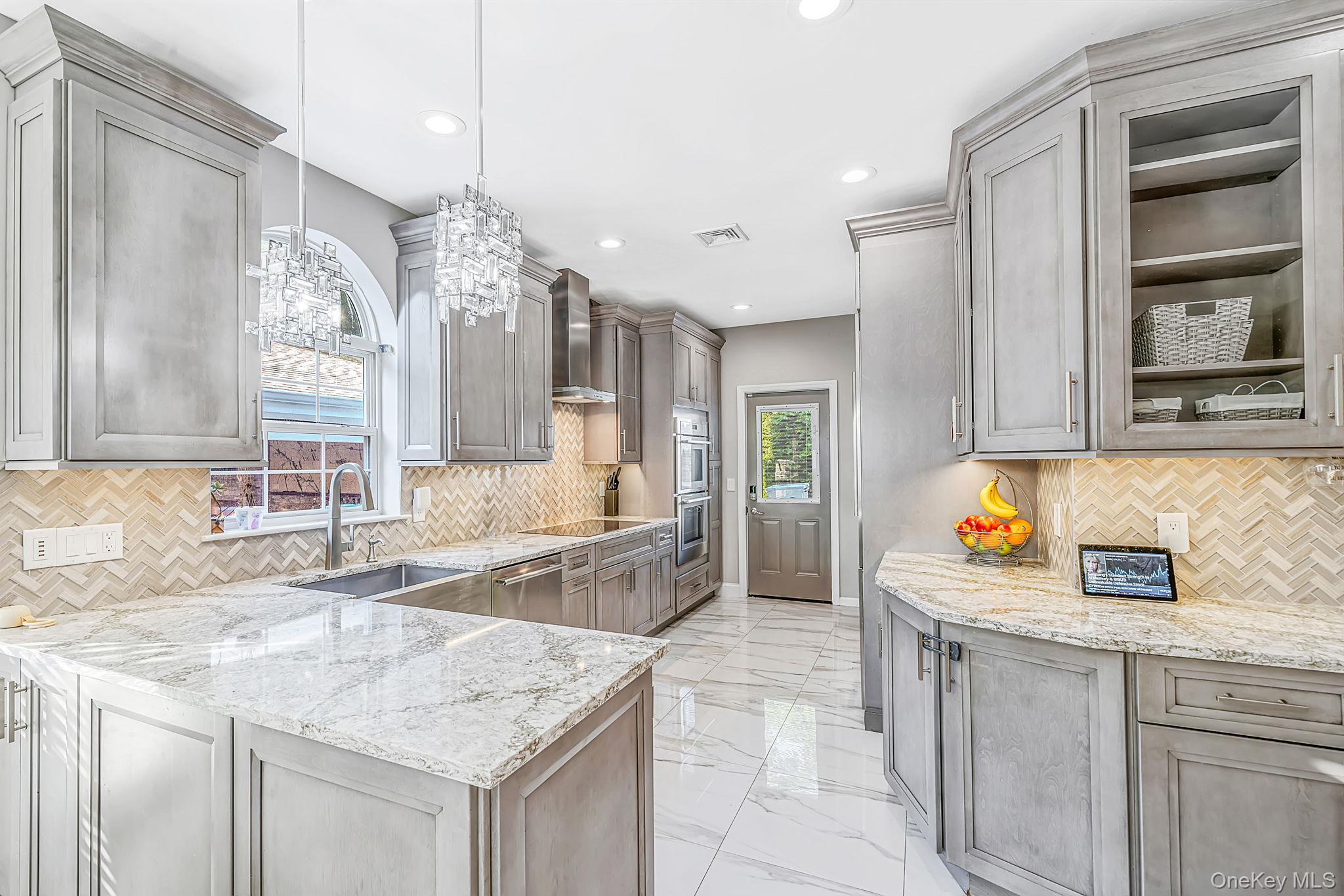 Single Family Crystal Brook Court Suffolk County, NY 11767, MLS-1054720-9