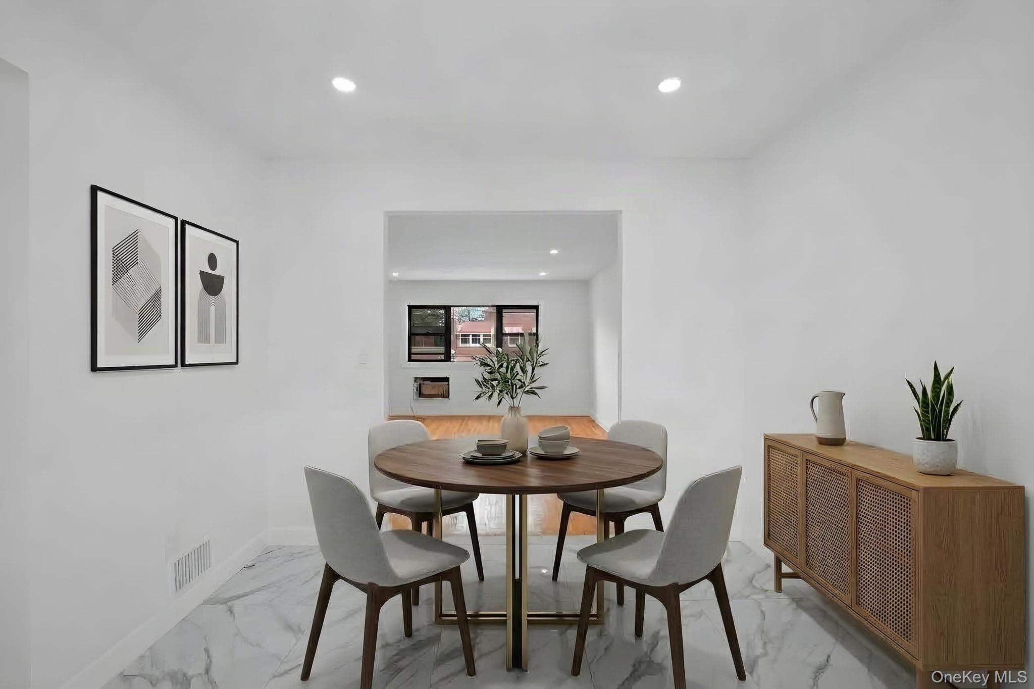 Single Family Murdock Avenue  Bronx, NY 10466, MLS-1054739-3